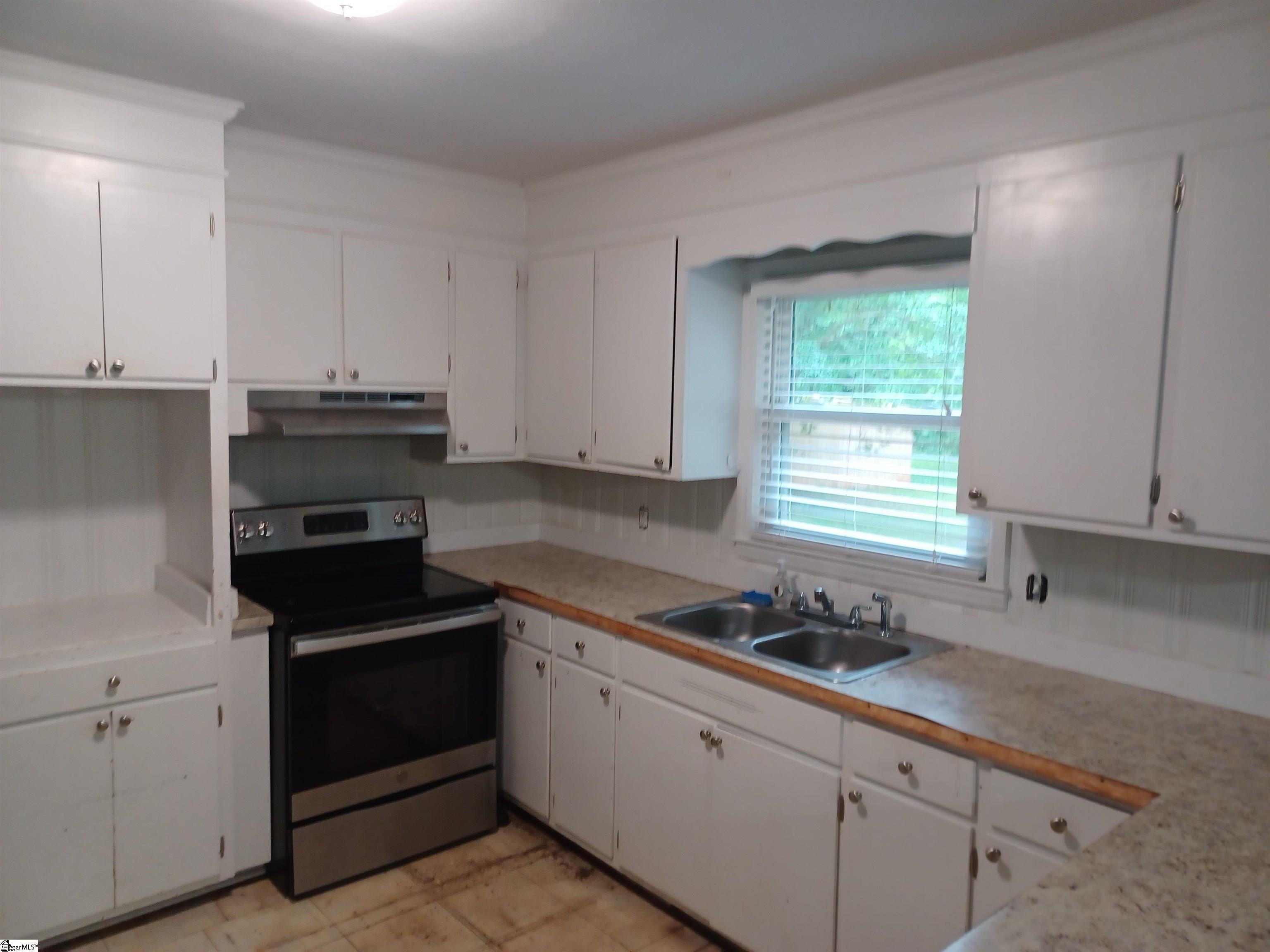 616 Sunset Circle Lancaster, SC 29720-2984