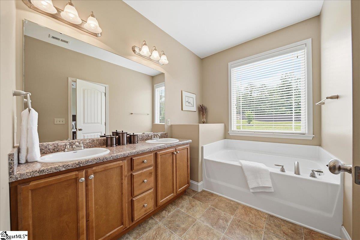 47 Rising Meadow Lane Taylors, SC 29687