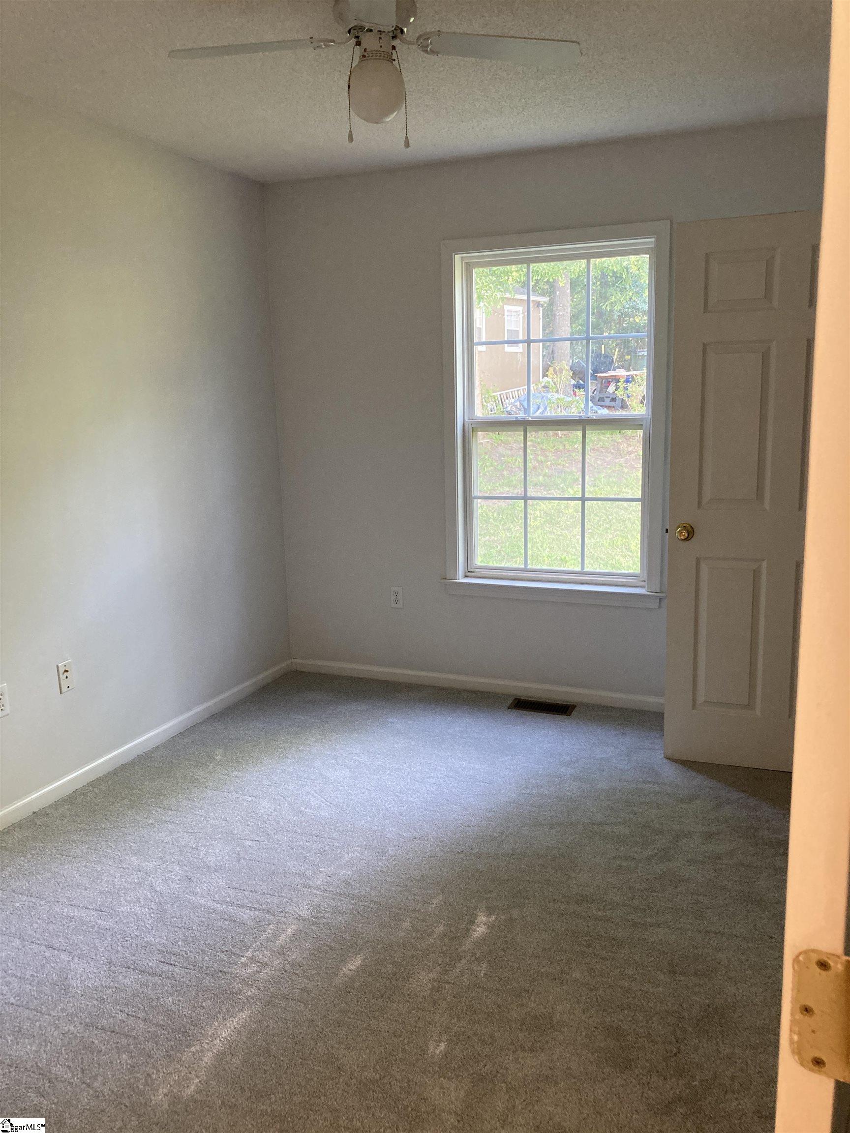110 Poplar Creek Drive Spartanburg, SC 29303