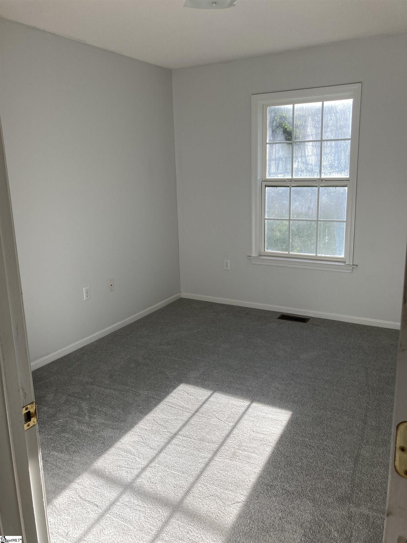 110 Poplar Creek Drive Spartanburg, SC 29303