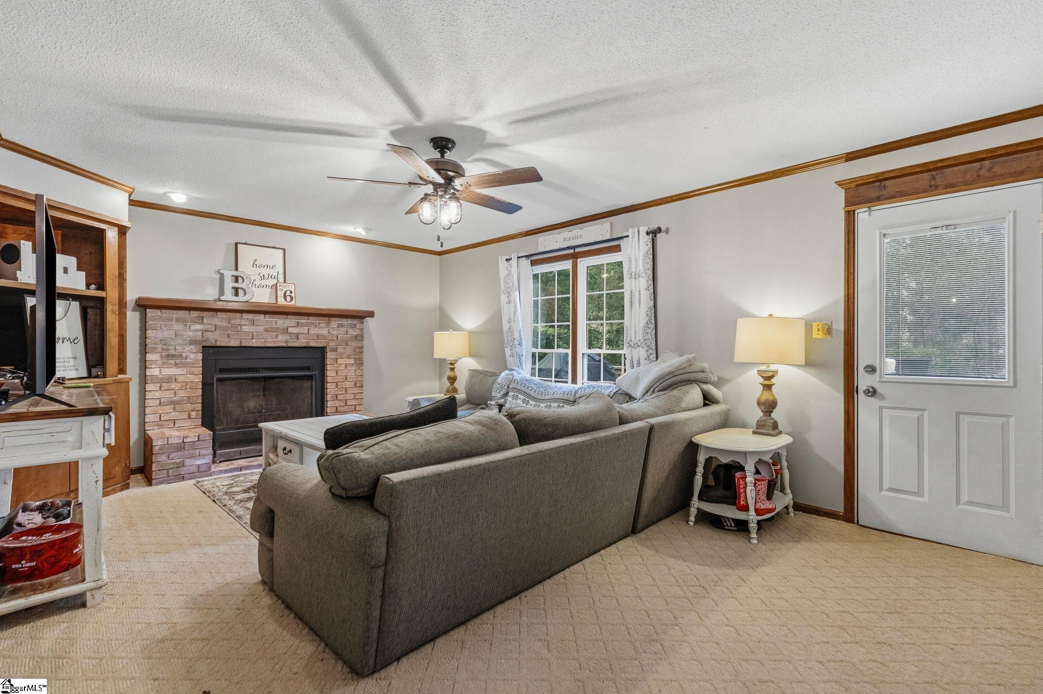 109 Cumberland Drive Moore, SC 29369-9723