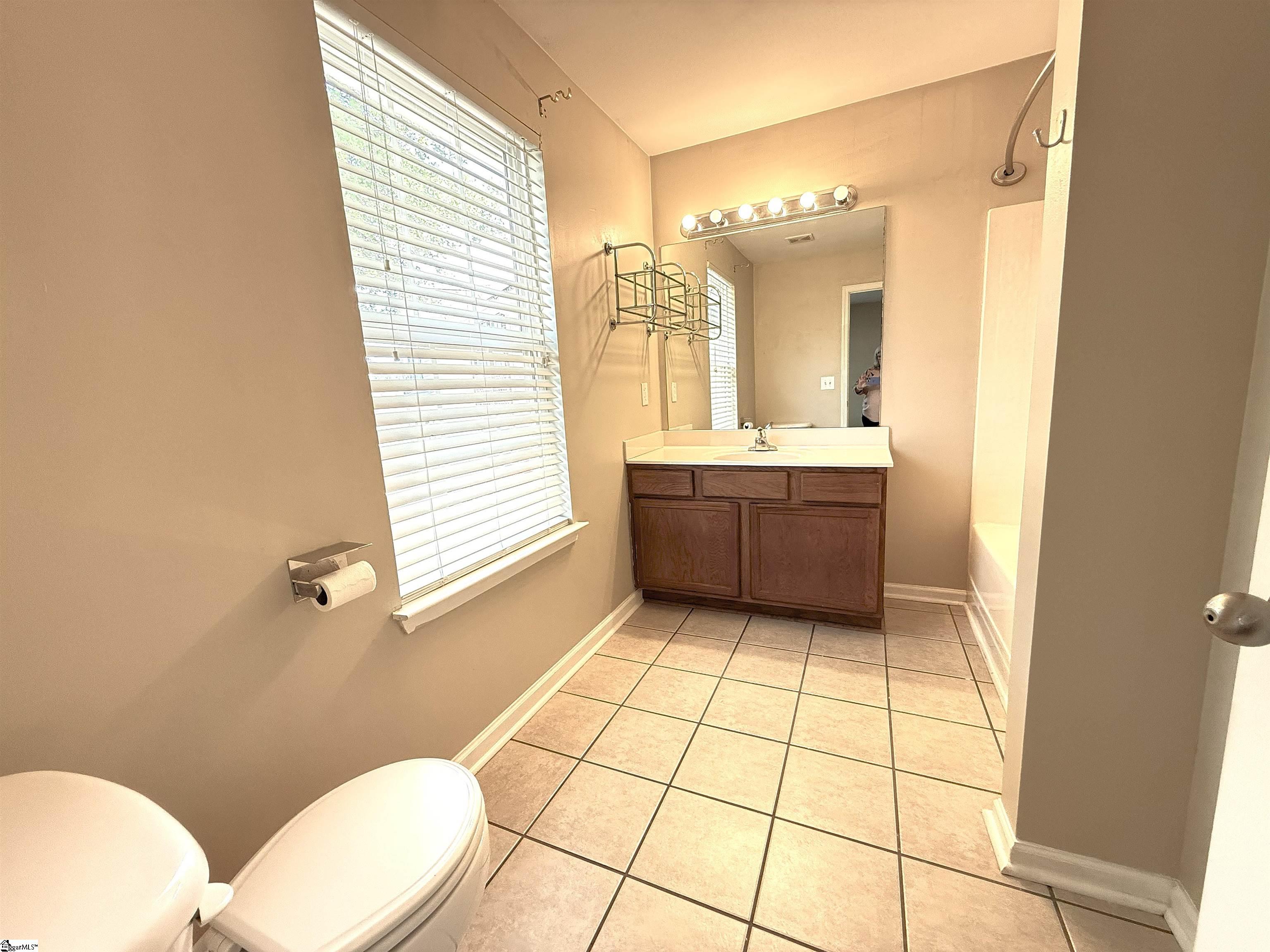 621 Chloe Faith Court Duncan, SC 29334