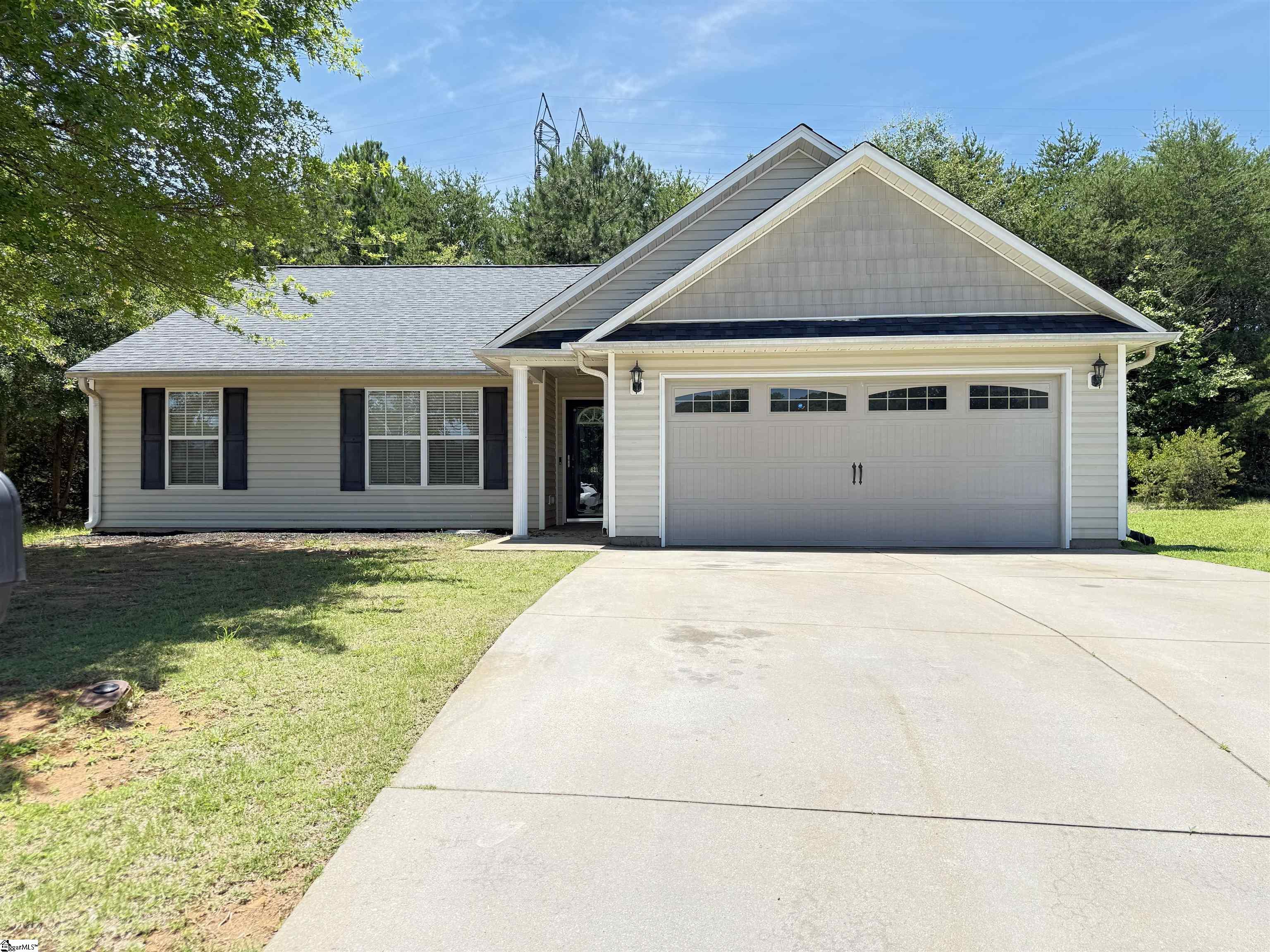 621 Chloe Faith Court Duncan, SC 29334