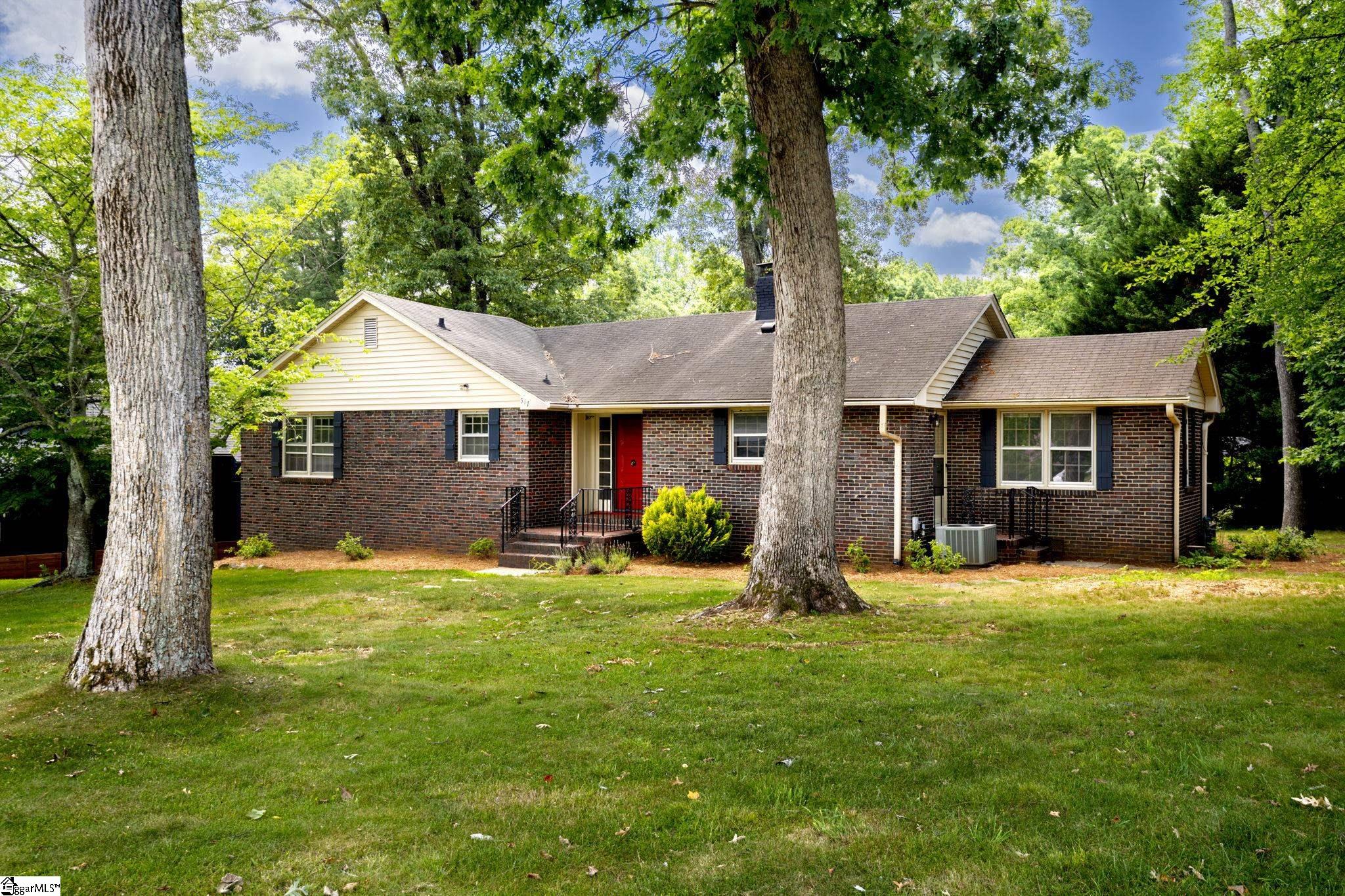 517 Dellwood Drive Greenville, SC 29609