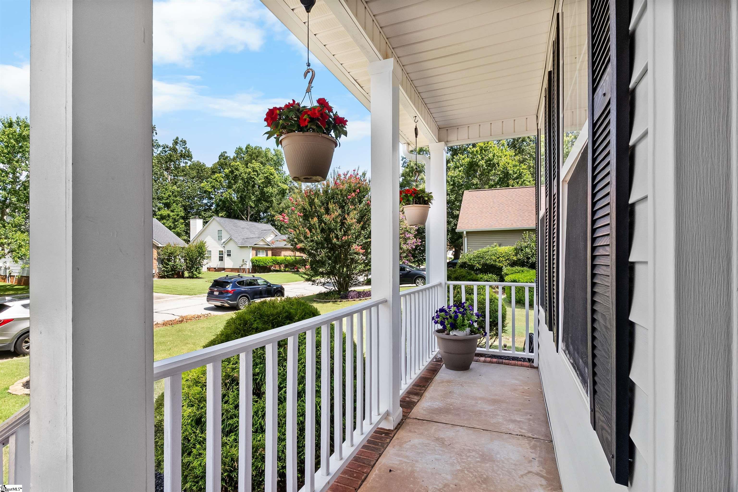 104 Golden Crest Court Mauldin, SC 29662