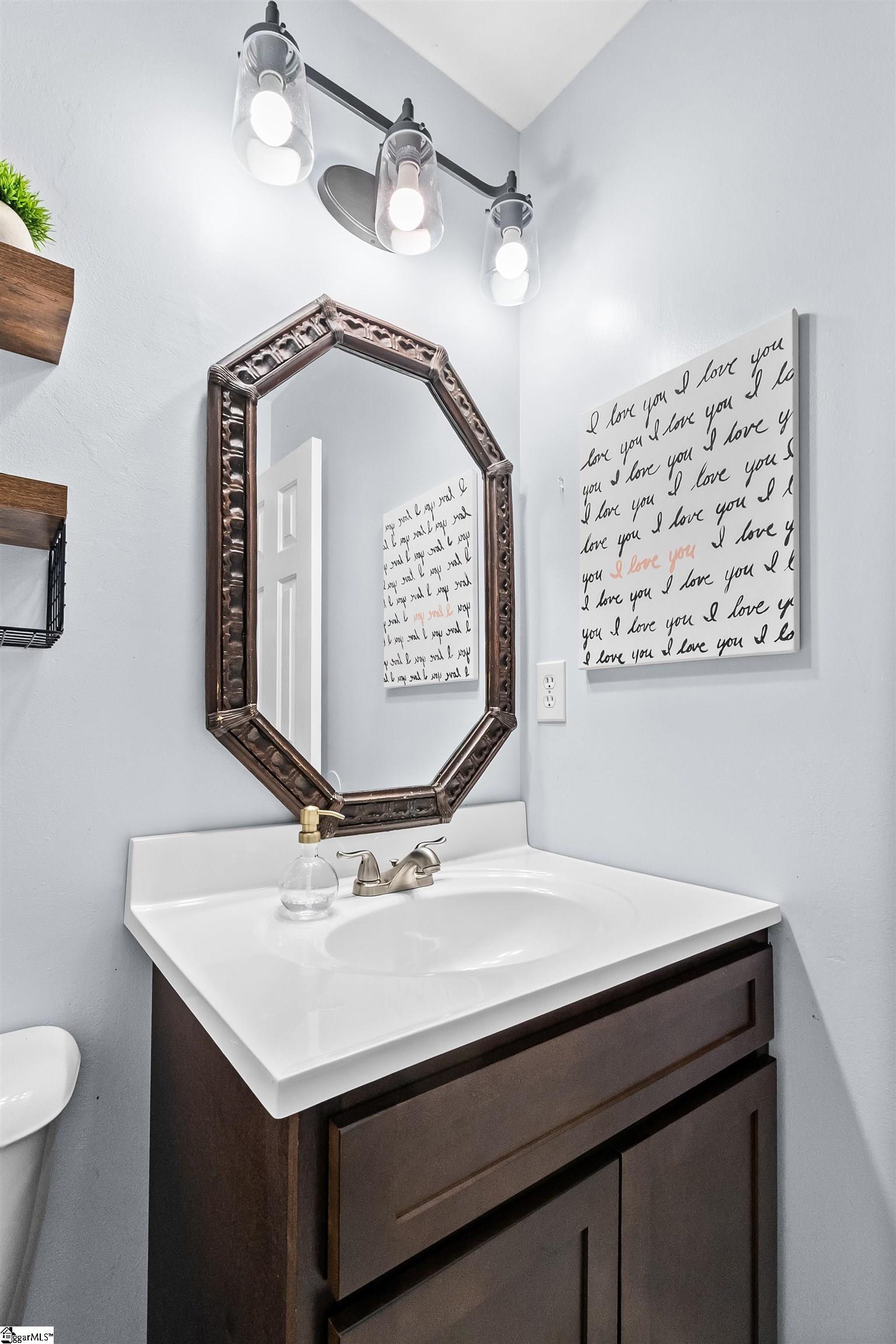 104 Golden Crest Court Mauldin, SC 29662