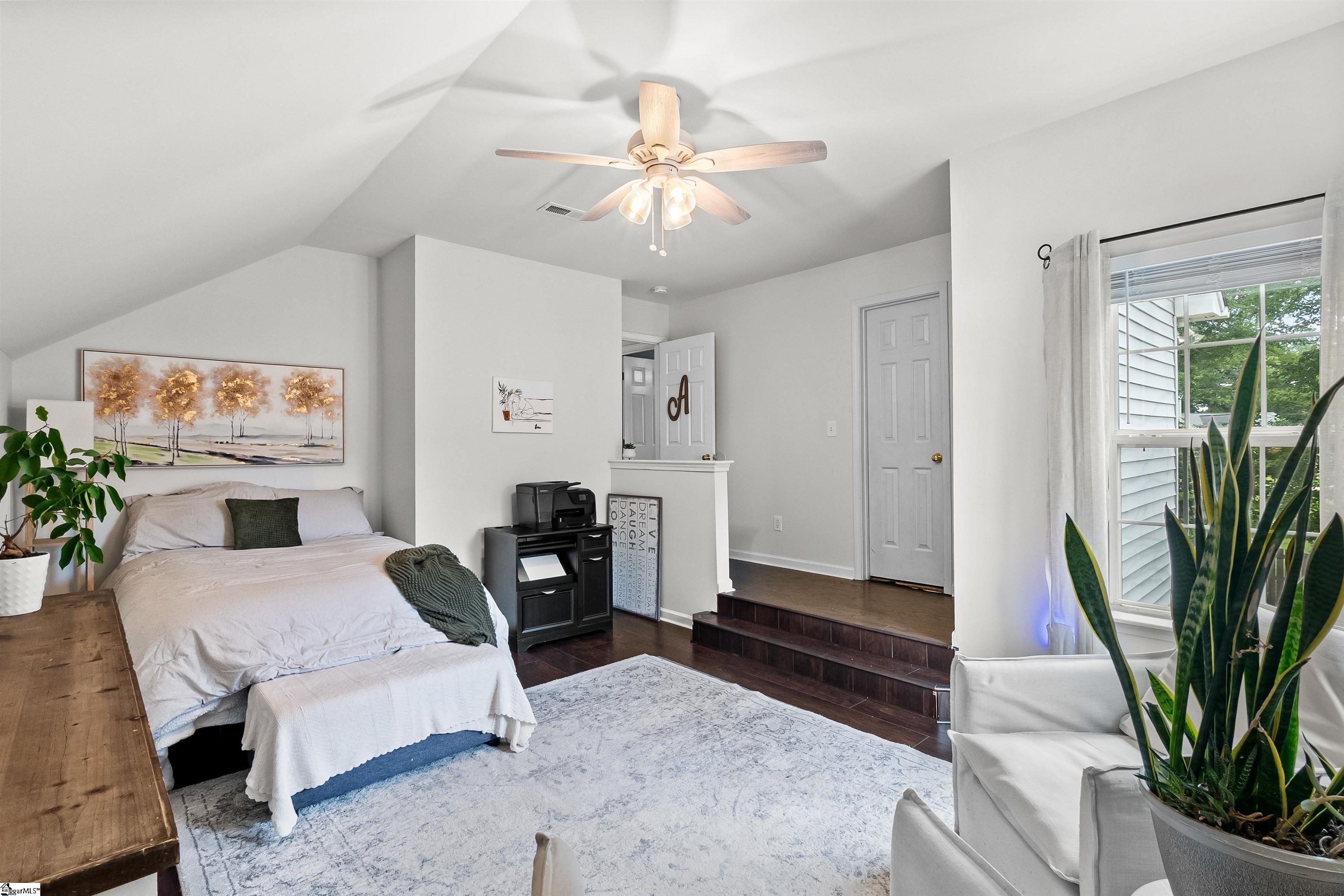 104 Golden Crest Court Mauldin, SC 29662