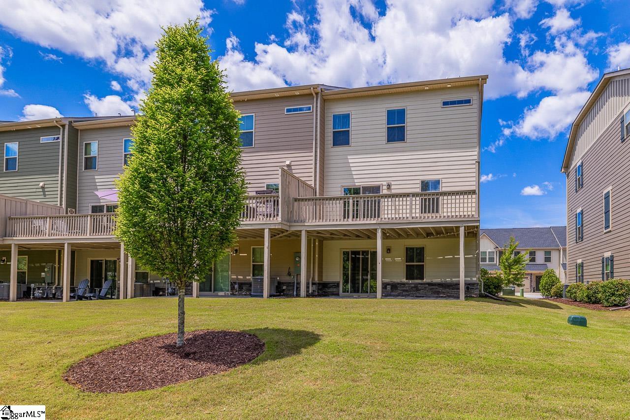 147 Eagle Wood Drive Greenville, SC 29607