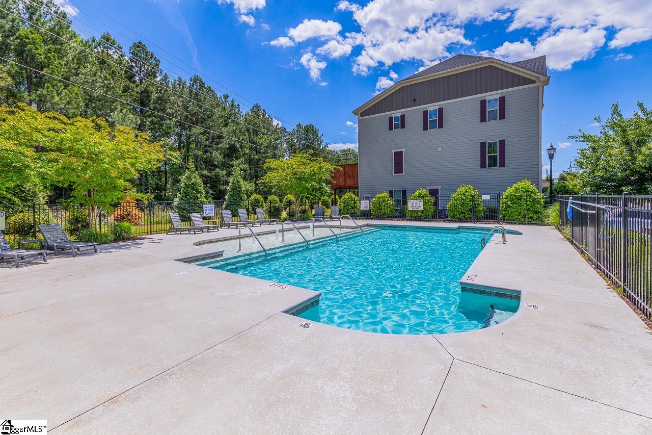 147 Eagle Wood Drive Greenville, SC 29607