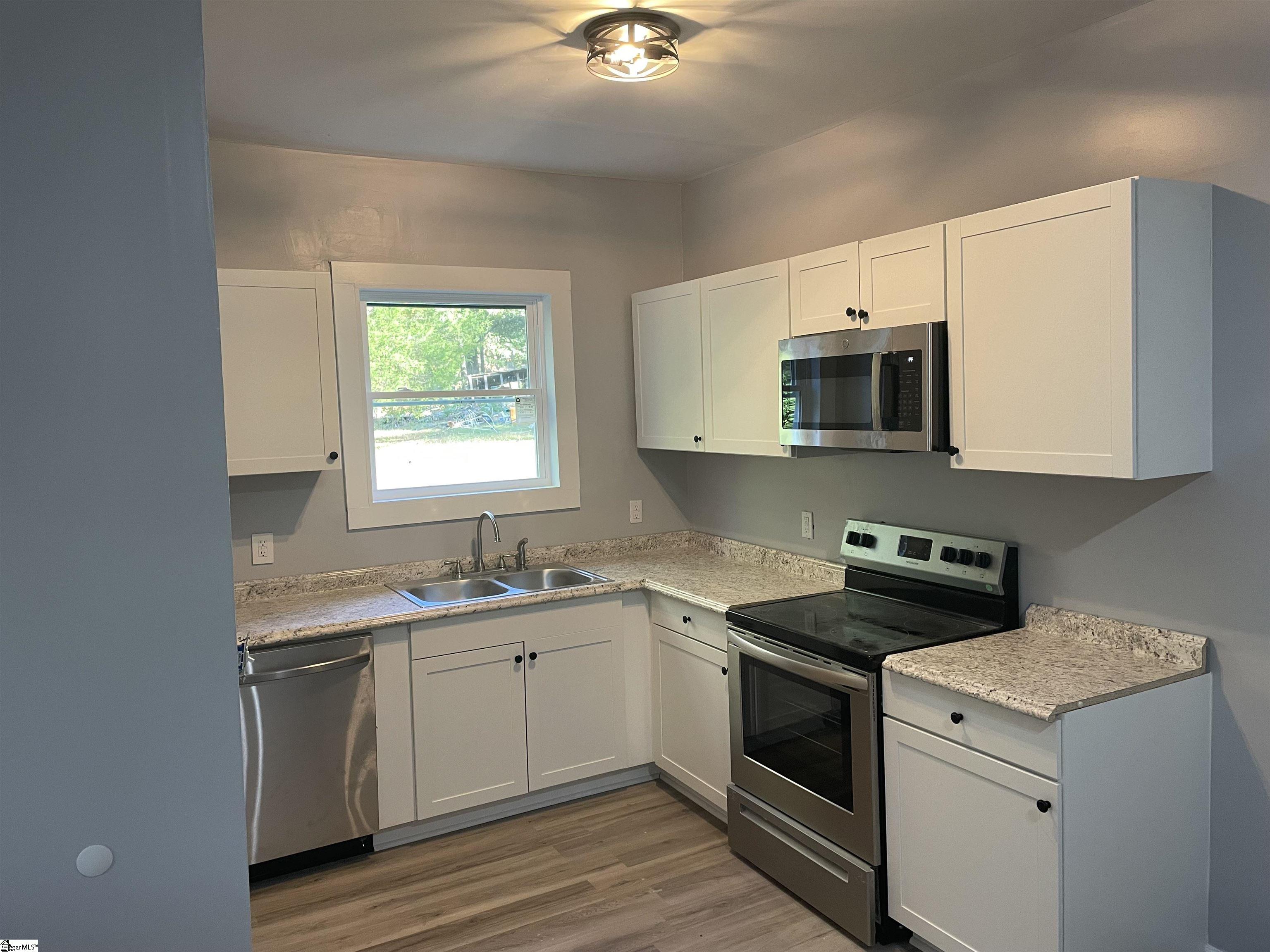 210 Washborn Avenue Pendelton, SC 29670