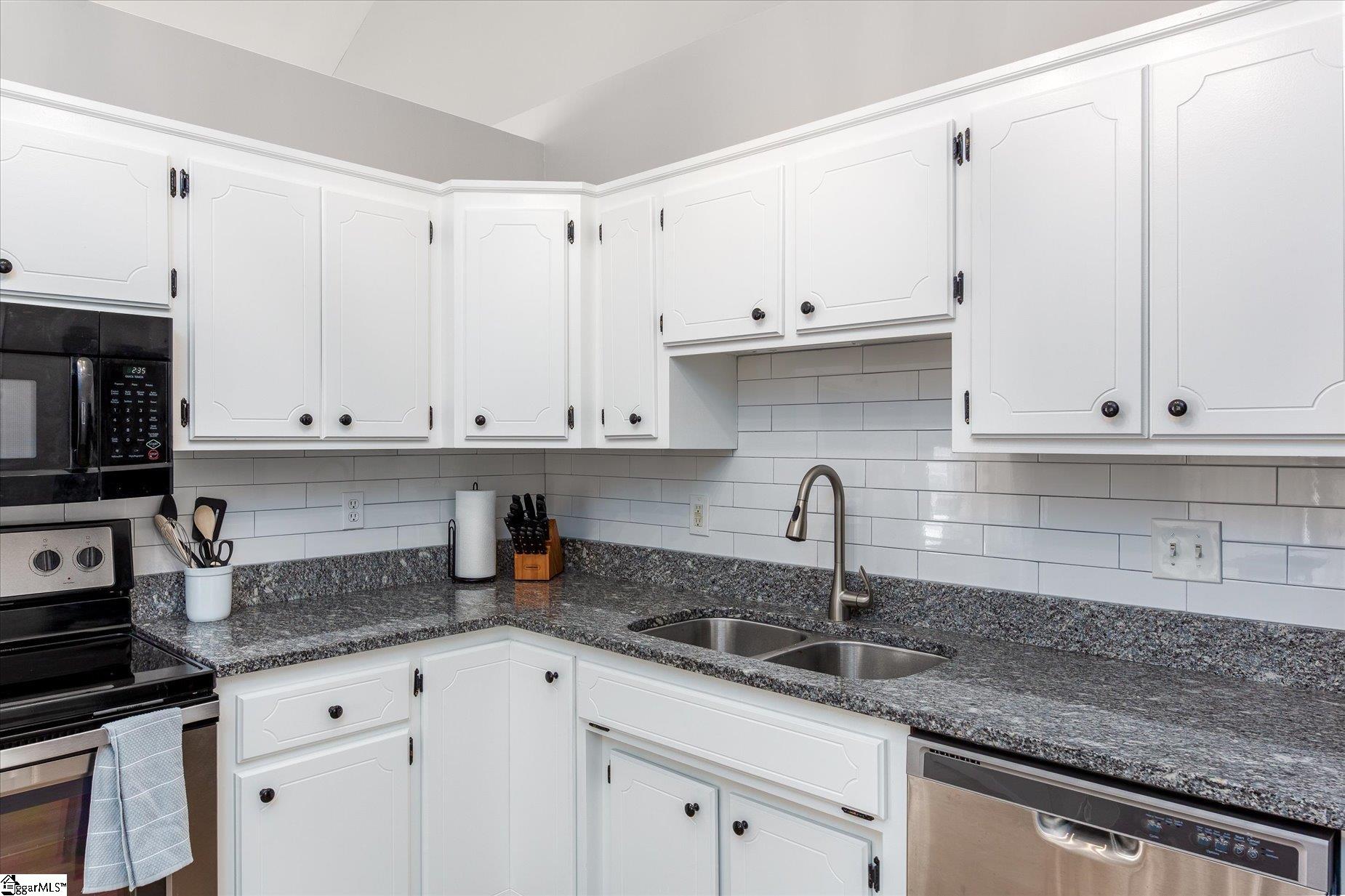 401 Fairdale Drive Simpsonville, SC 29681