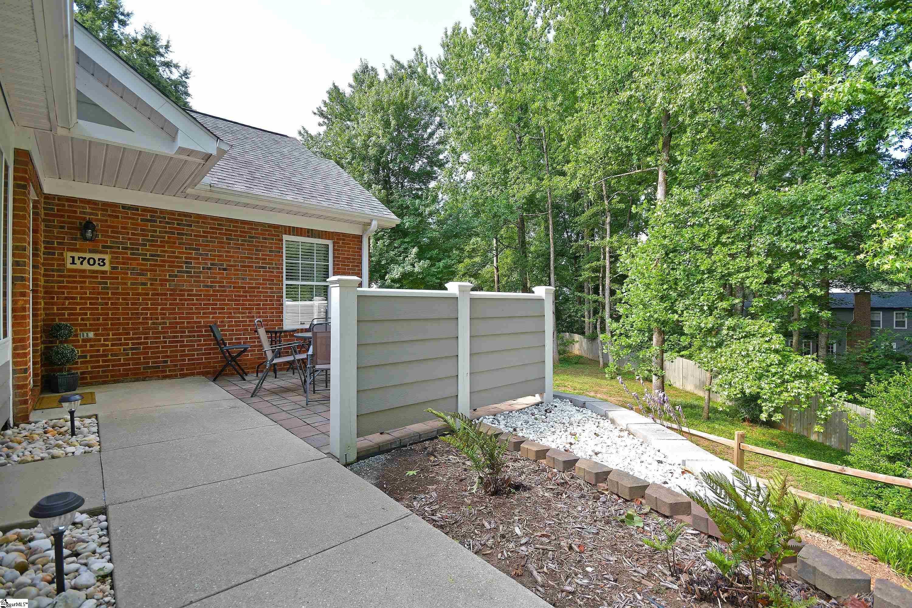 1703 Heritage Club Drive Greenville, SC 29615