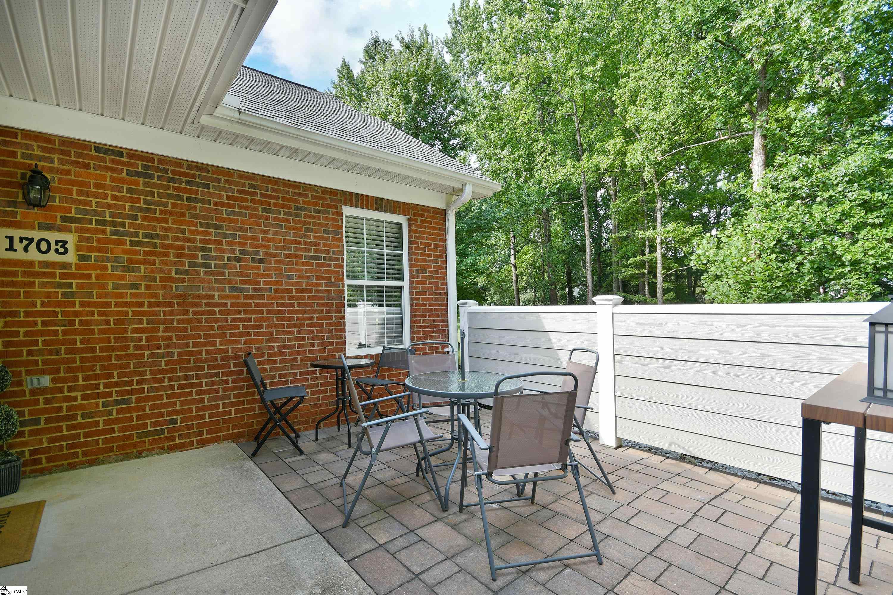 1703 Heritage Club Drive Greenville, SC 29615