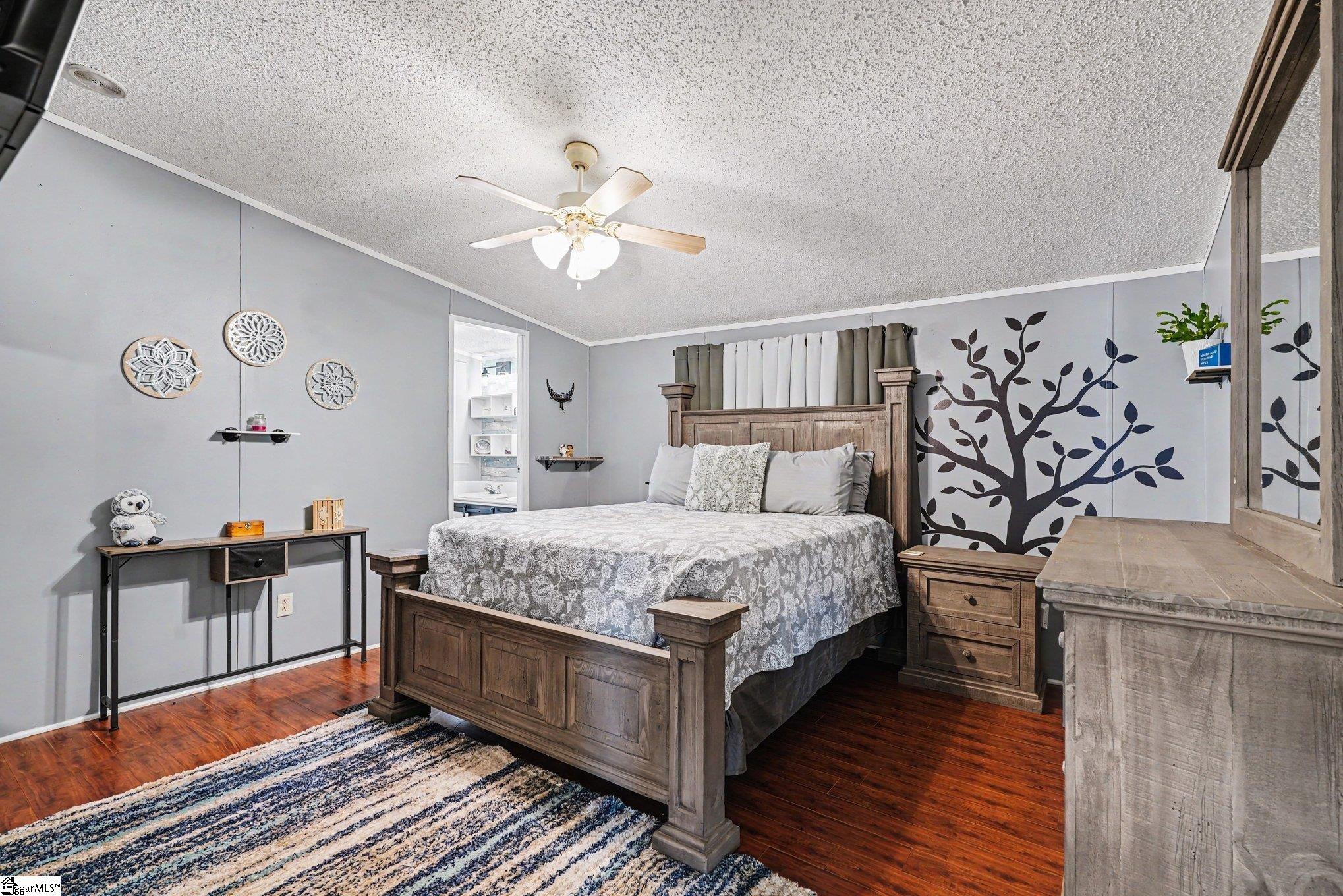 208 Sassafras Drive Laurens, SC 29360