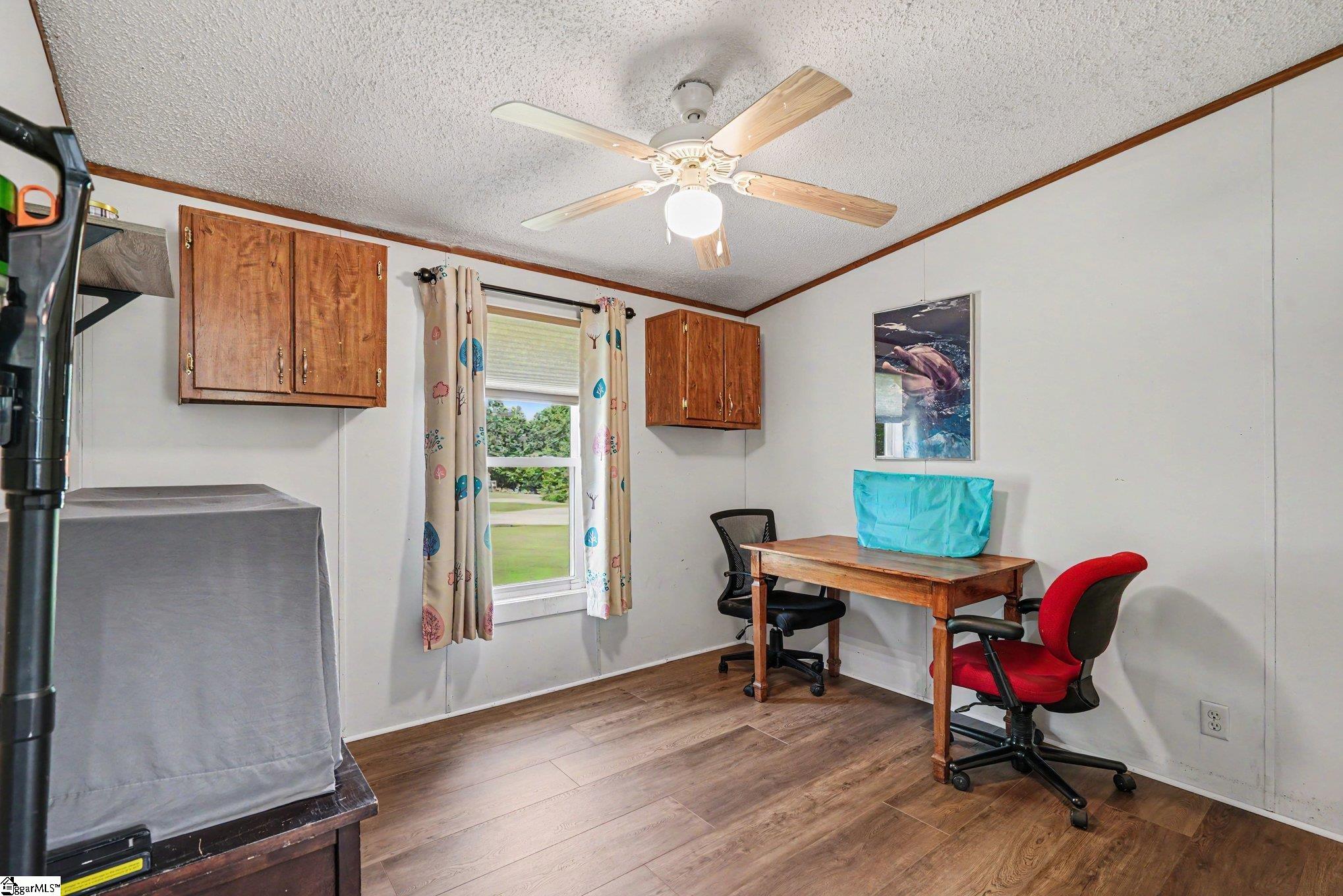 208 Sassafras Drive Laurens, SC 29360