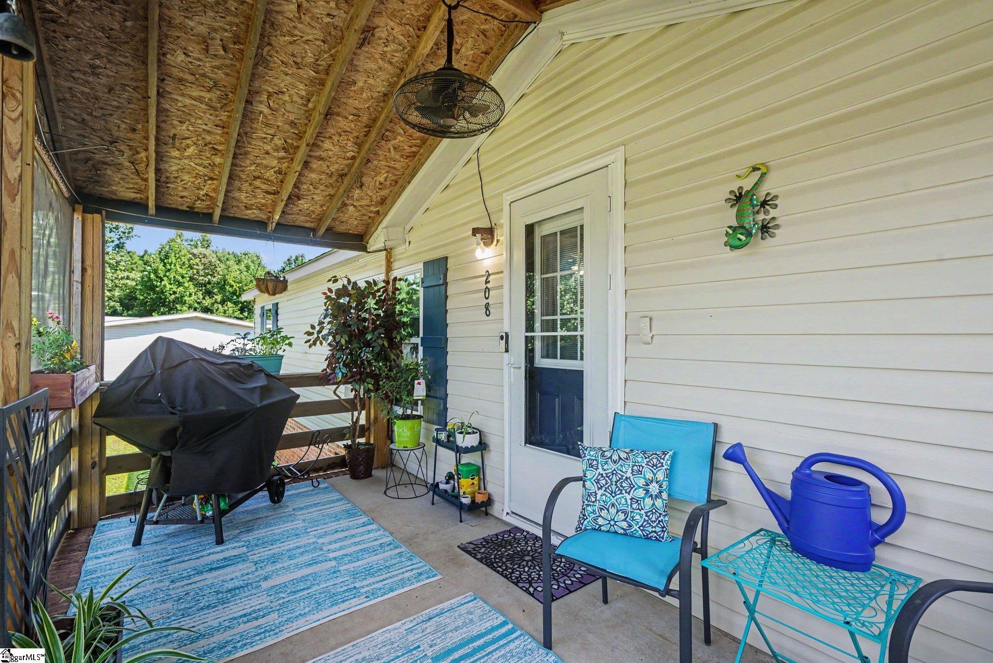 208 Sassafras Drive Laurens, SC 29360