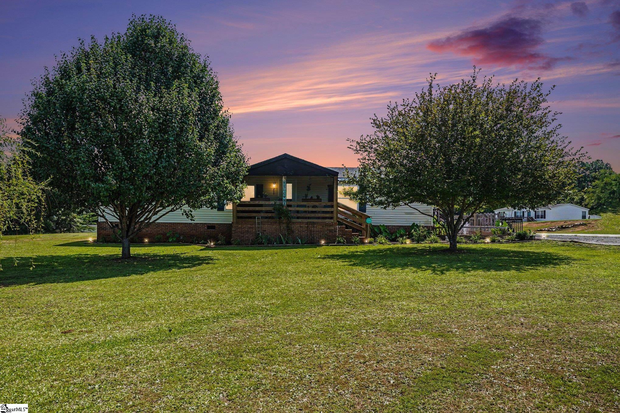 208 Sassafras Drive Laurens, SC 29360
