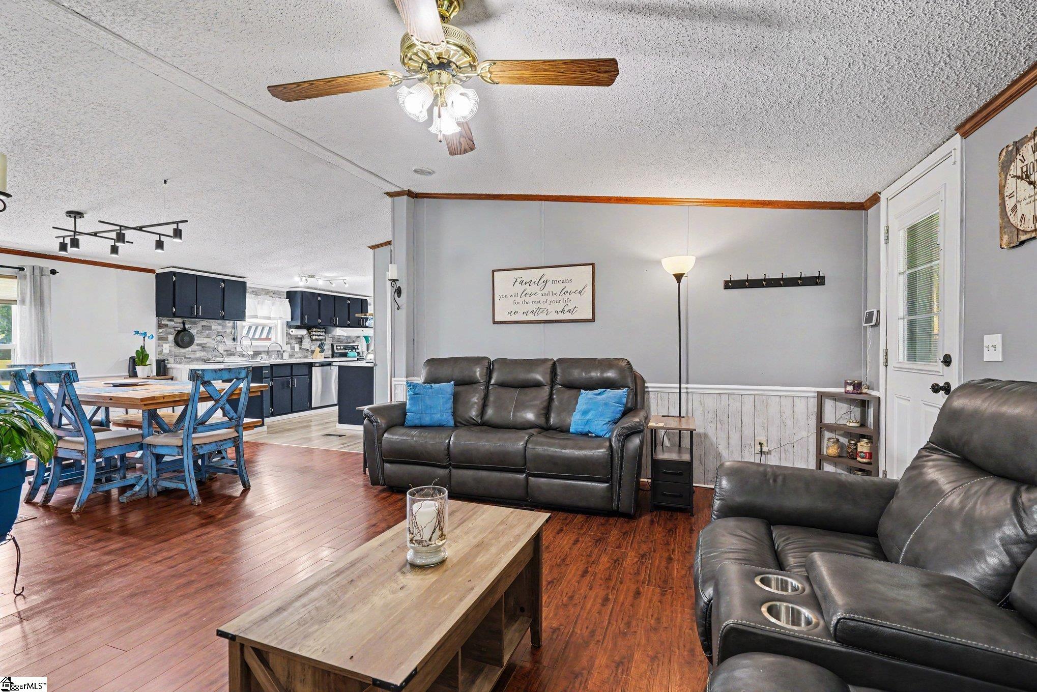 208 Sassafras Drive Laurens, SC 29360