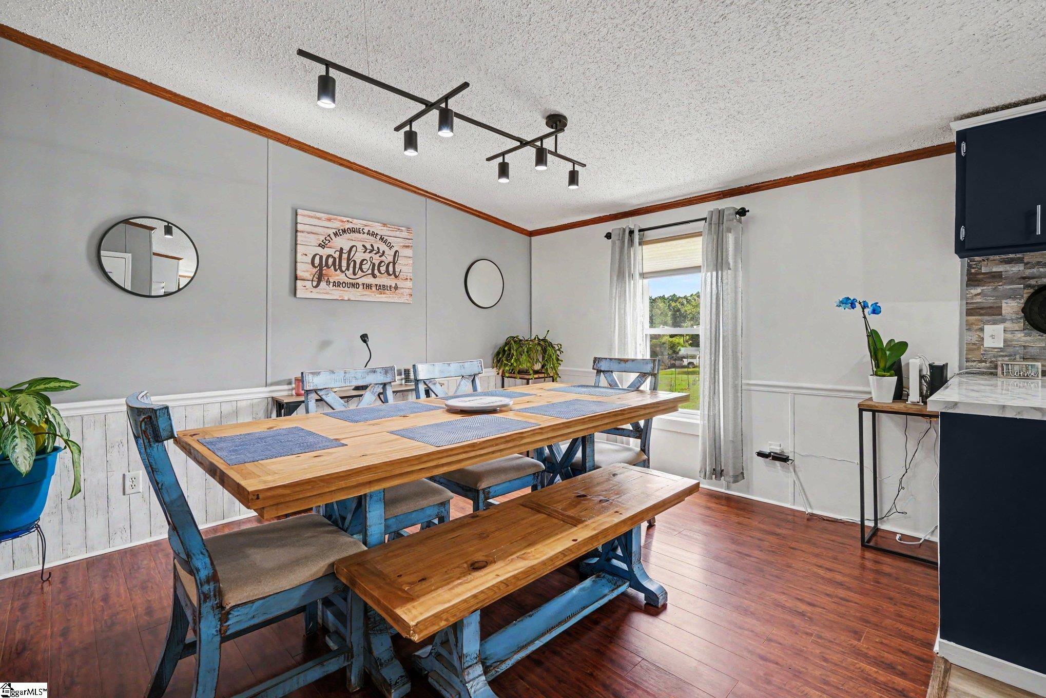 208 Sassafras Drive Laurens, SC 29360