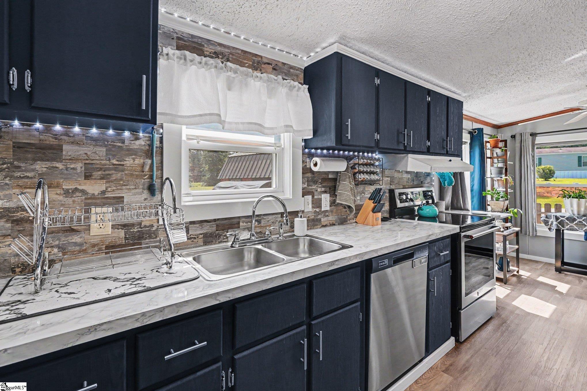 208 Sassafras Drive Laurens, SC 29360