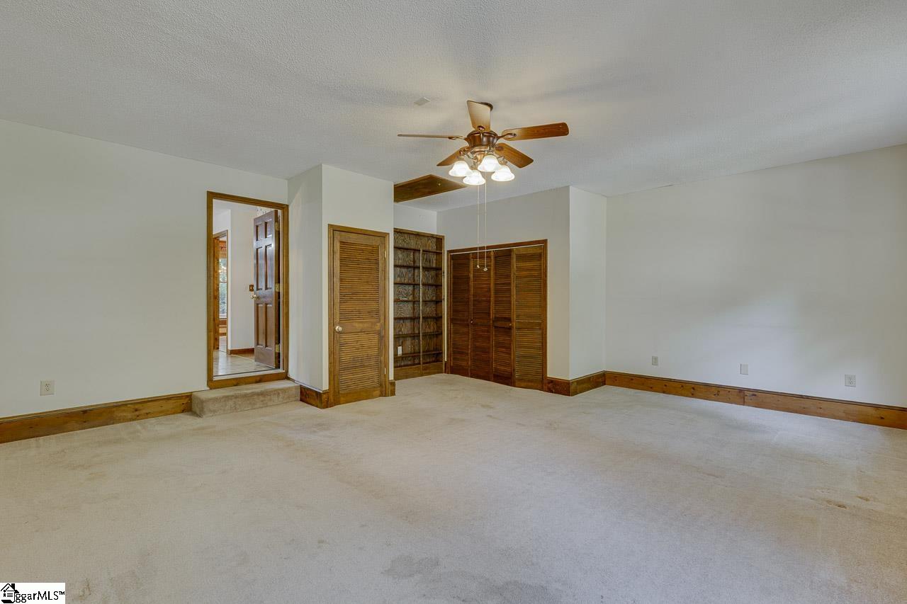 100 Fox Hollow Court Simpsonville, SC 29680