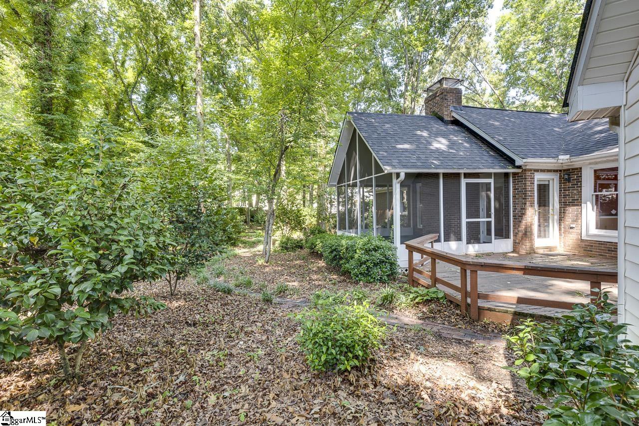 100 Fox Hollow Court Simpsonville, SC 29680