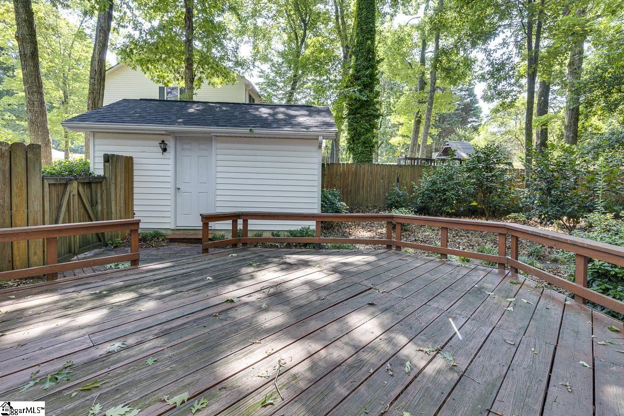 100 Fox Hollow Court Simpsonville, SC 29680