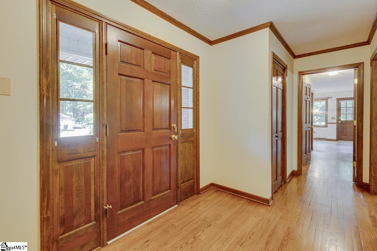 100 Fox Hollow Court Simpsonville, SC 29680