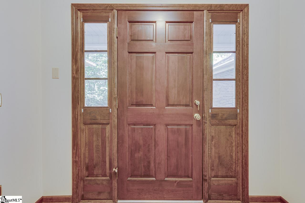 100 Fox Hollow Court Simpsonville, SC 29680