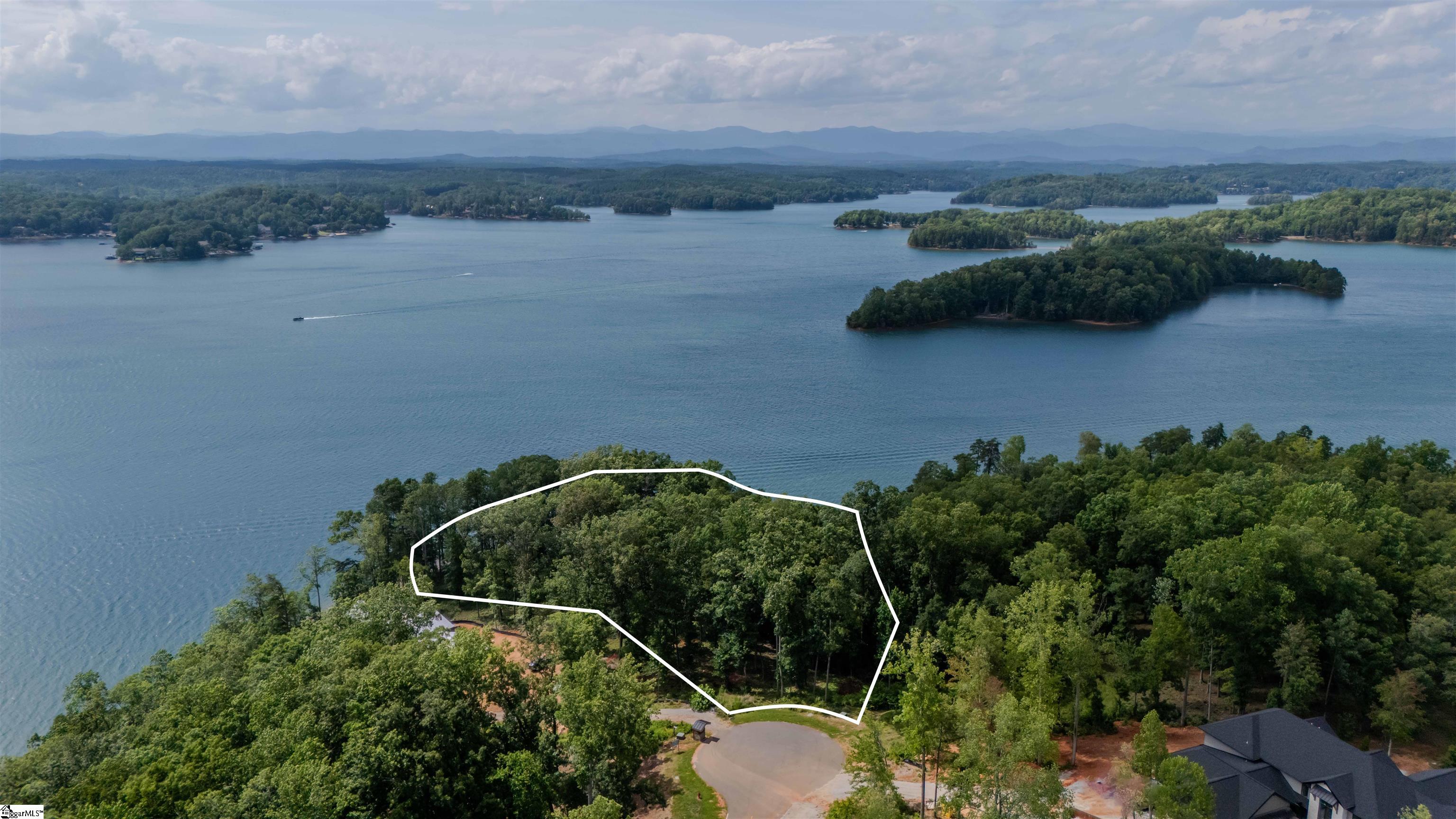 233 Sandy Hollow Court Six Mile, SC 29682