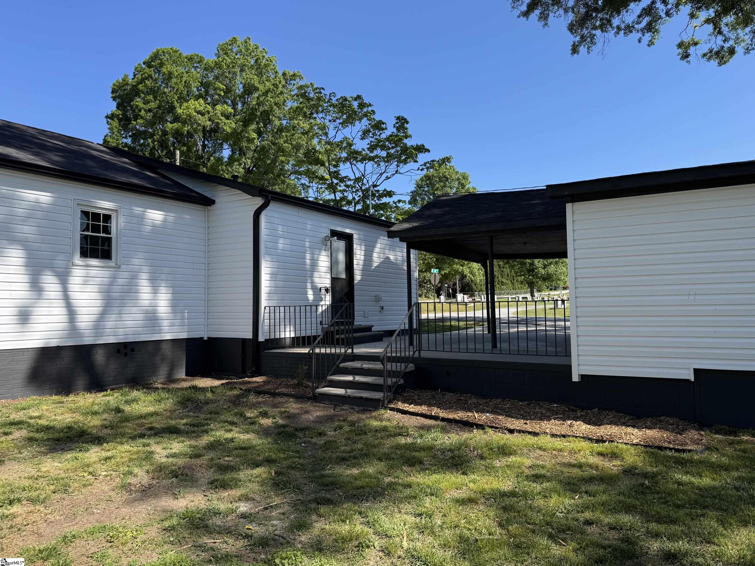 401 Thompson Street Gaffney, SC 29340-3758