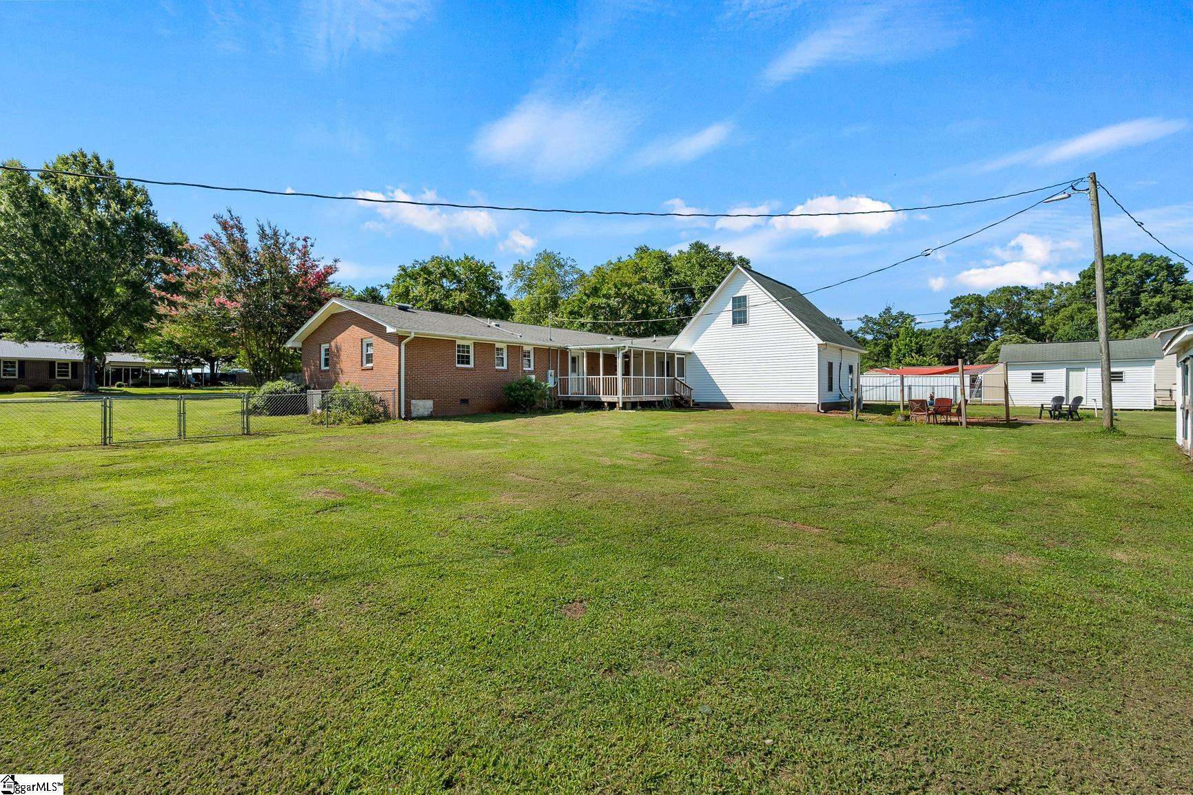 105 Lee Drive Williamston, SC 29697