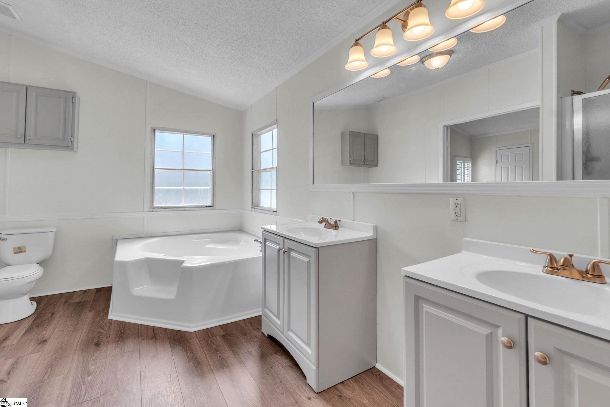 23 Blassingame Road Greenville, SC 29605