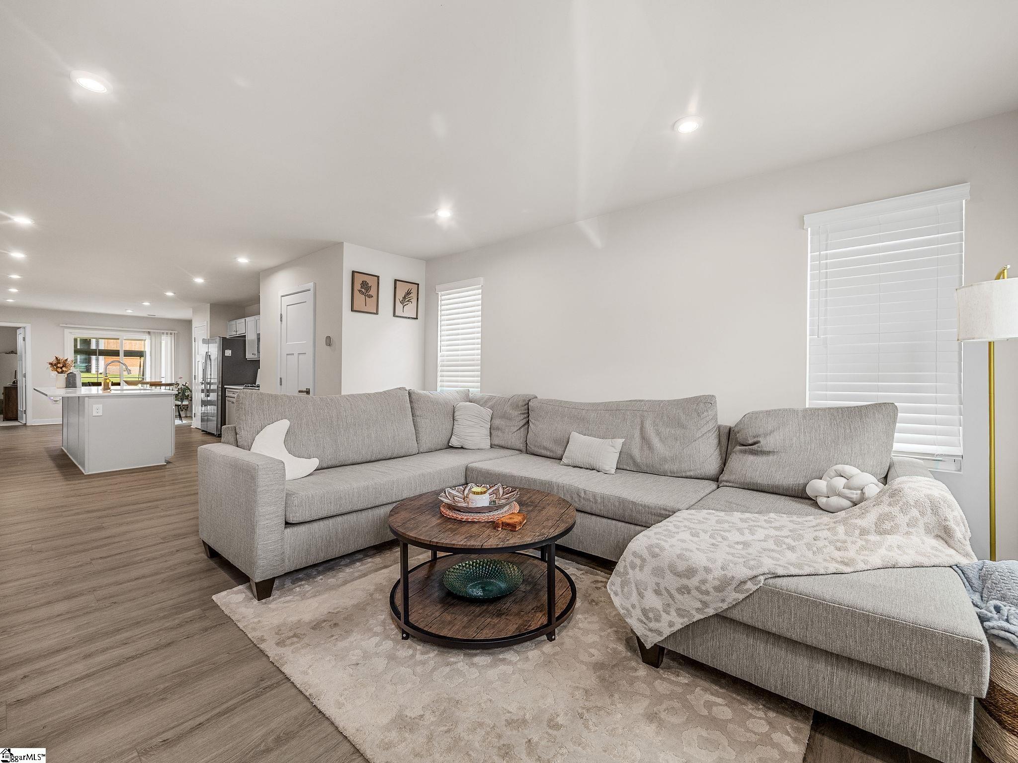 424 Leasowe Lane Greenville, SC 29605-6319