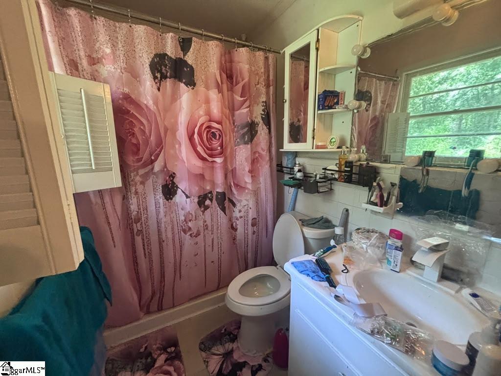230 N Catherine Street Pickens, SC 29671-2209