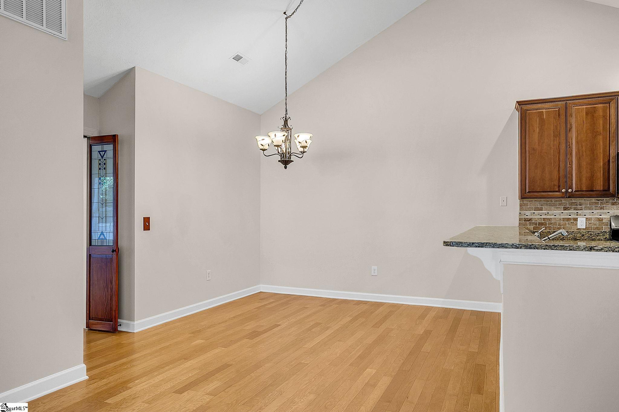 27 Fudora Circle Simpsonville, SC 29681