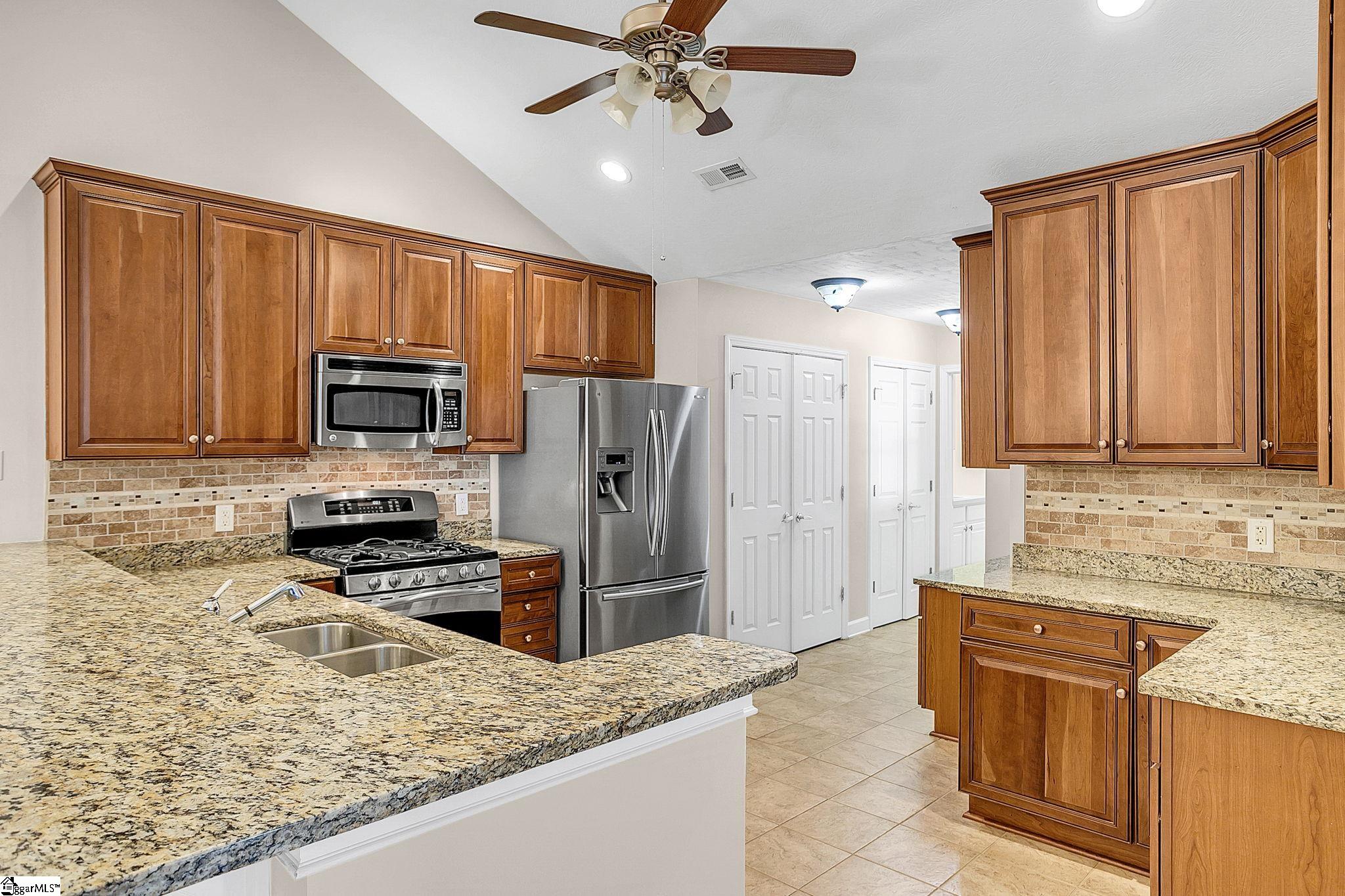 27 Fudora Circle Simpsonville, SC 29681