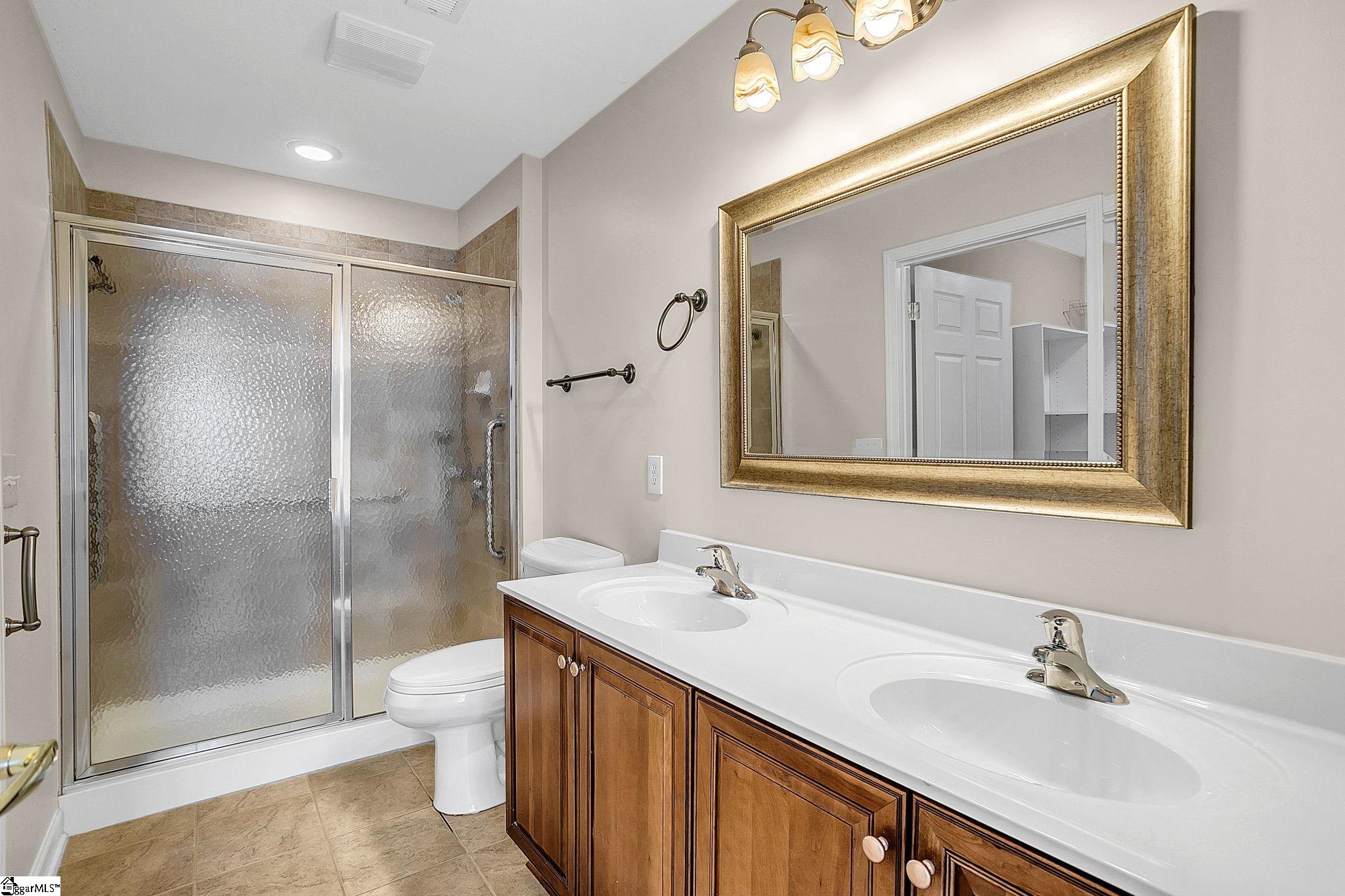 27 Fudora Circle Simpsonville, SC 29681