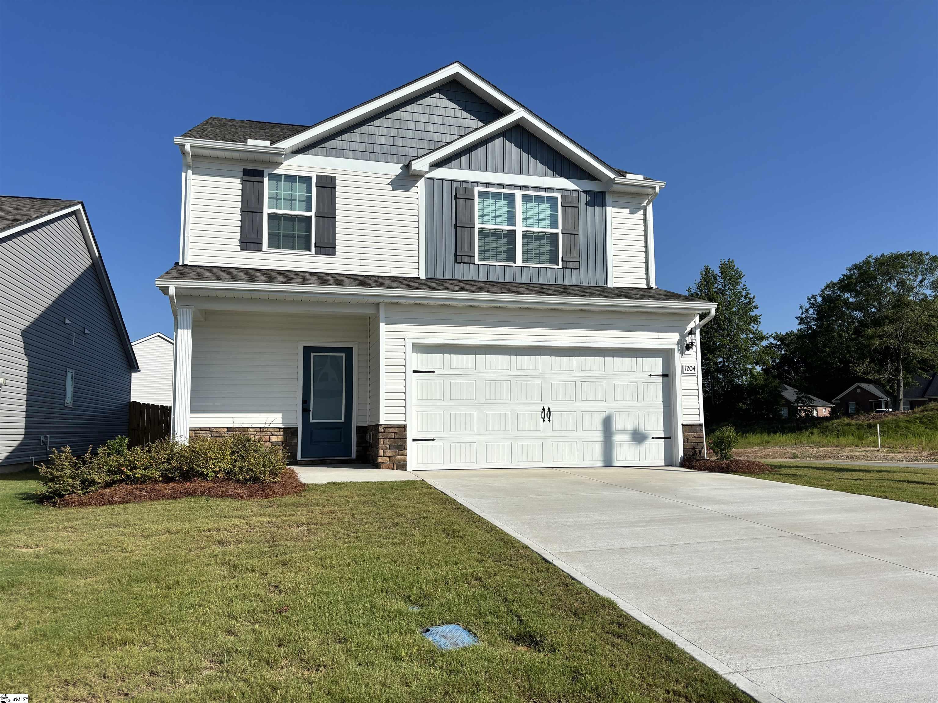 1204 Crested Iris Street Moore, SC 29369