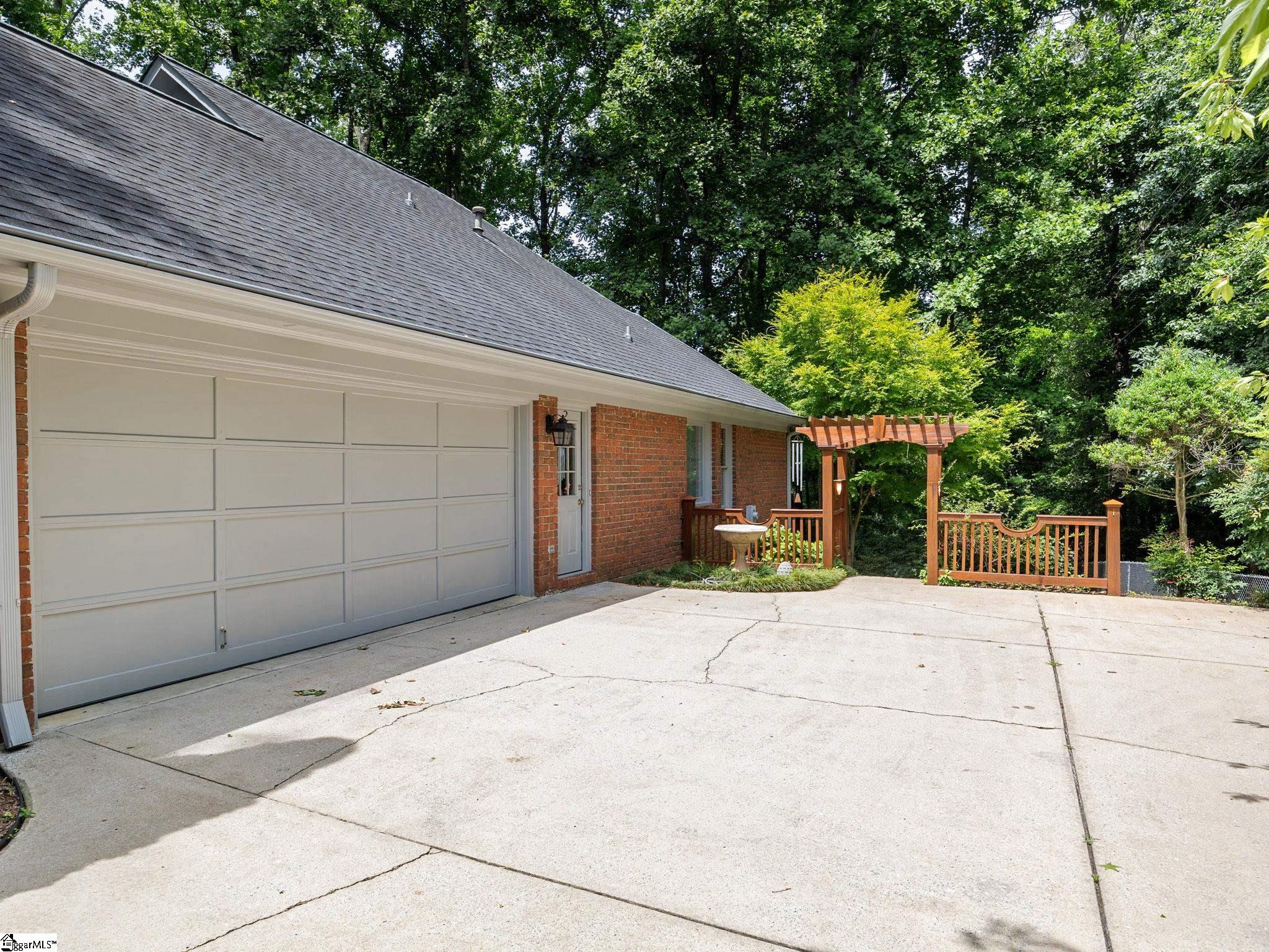 425 Summerton Place Moore, SC 29369