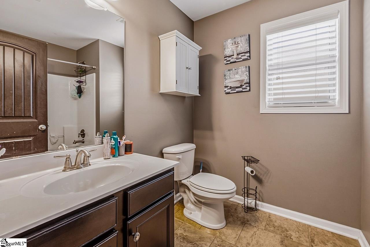 207 Kings Heath Lane Simpsonville, SC 29680