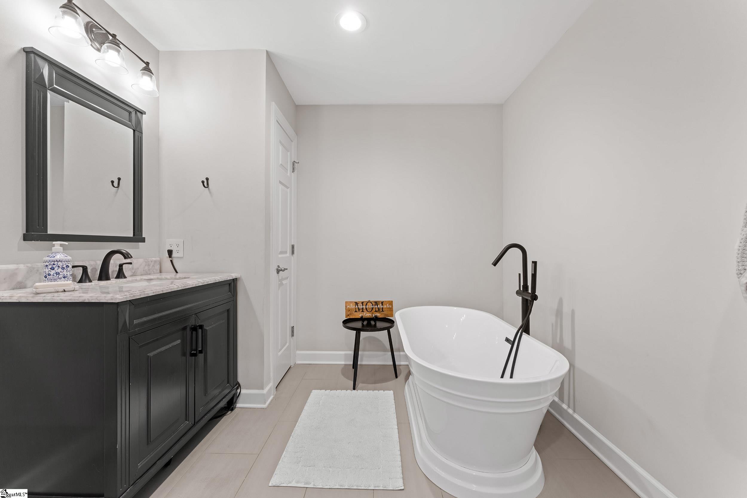 19 Linkside Lane Taylors, SC 29687