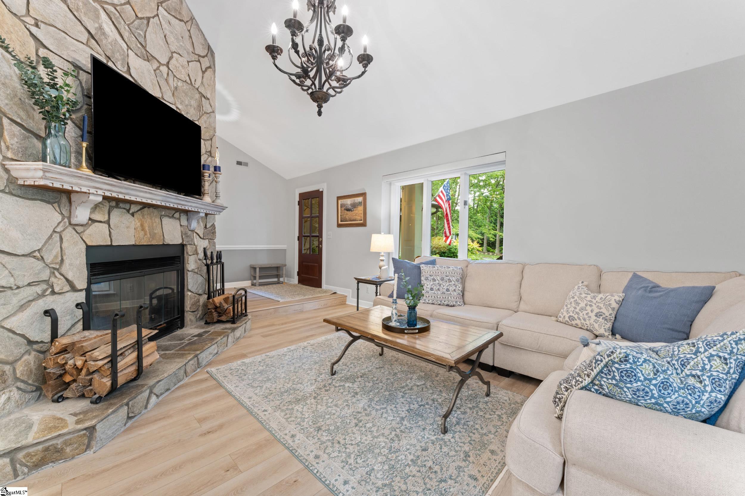 19 Linkside Lane Taylors, SC 29687