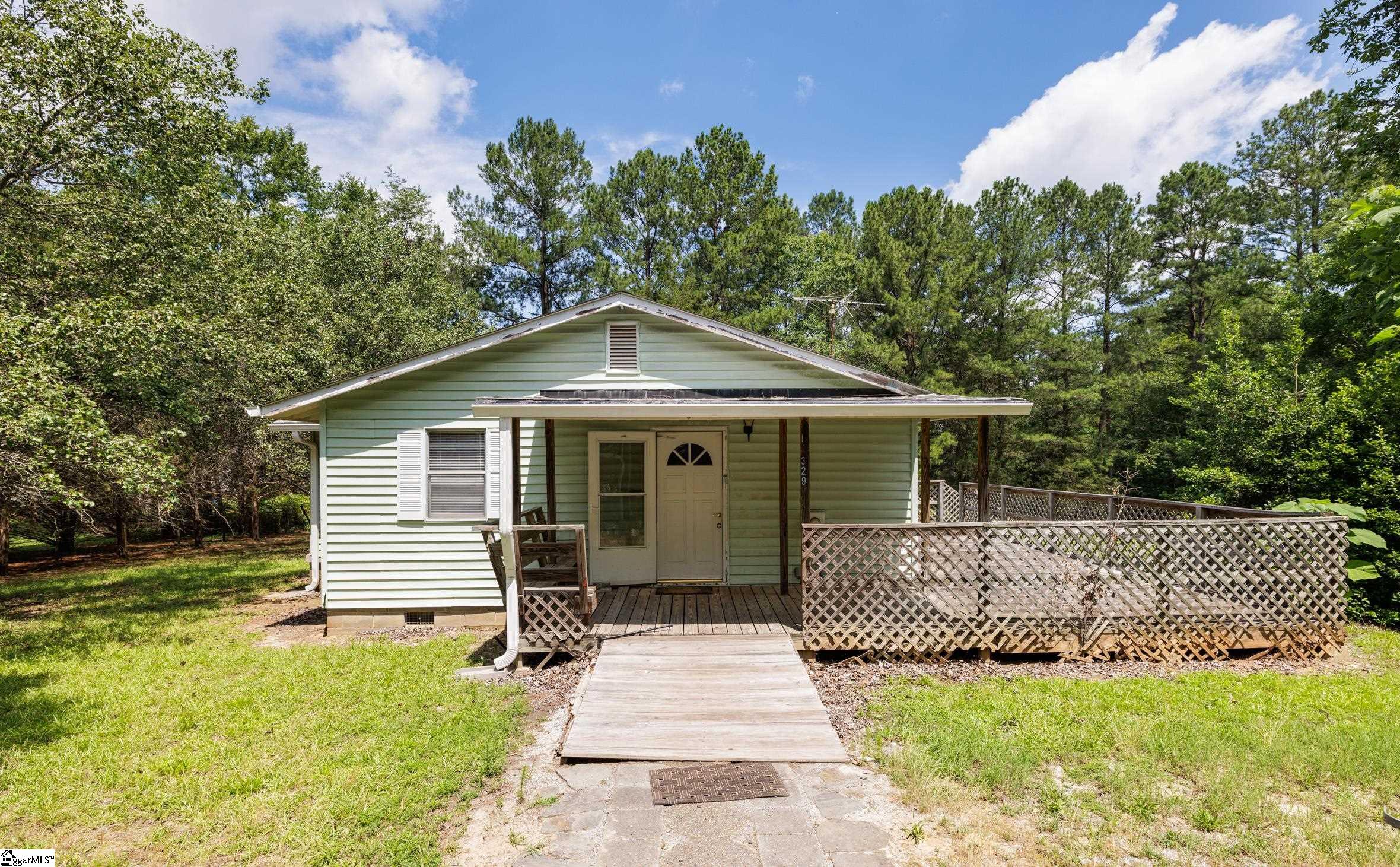 329 Berry Road Pelzer, SC 29669
