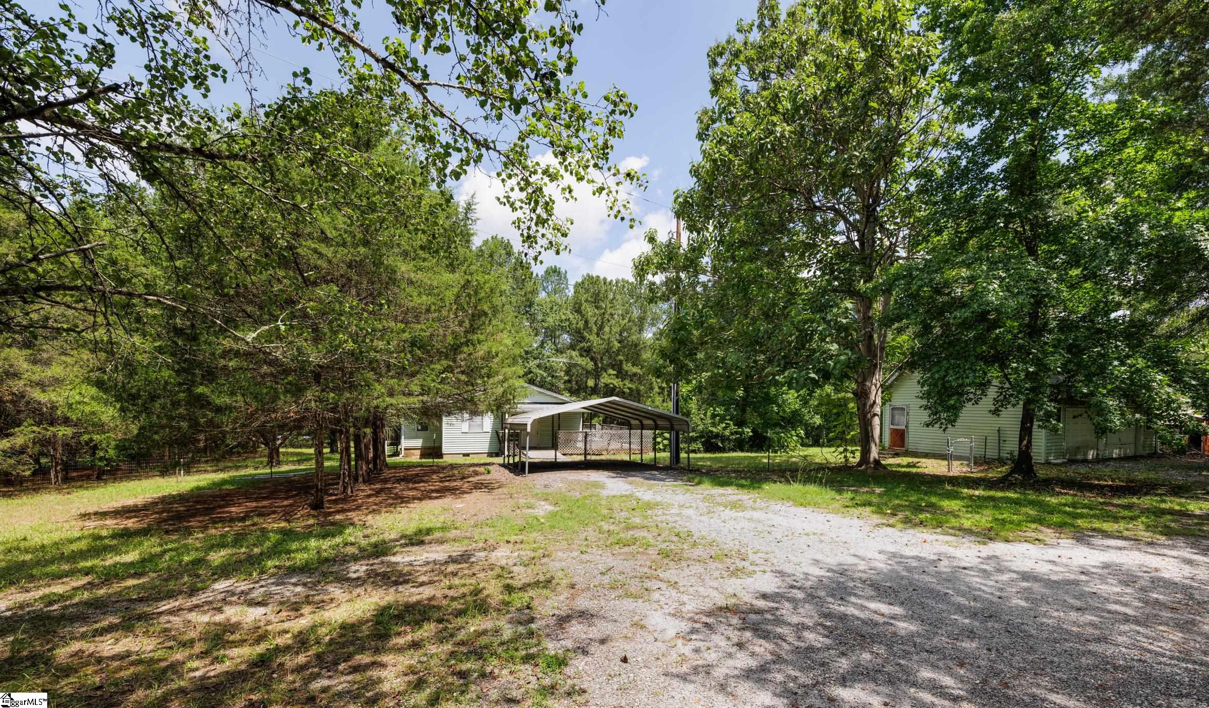 329 Berry Road Pelzer, SC 29669