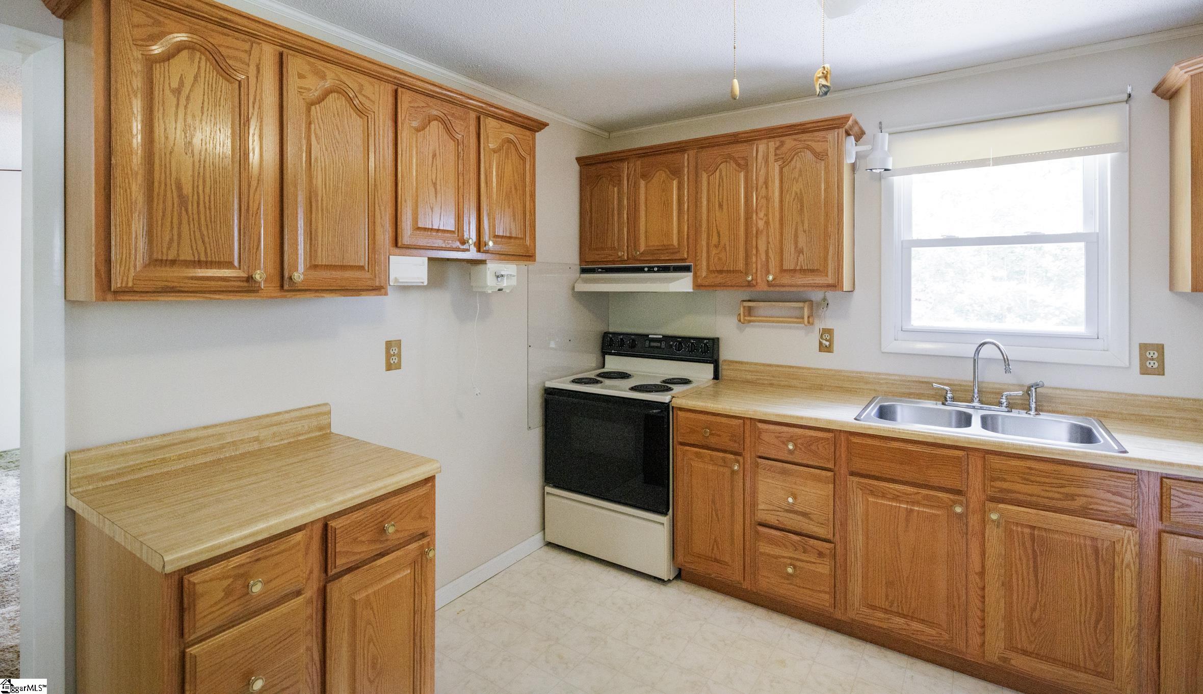 329 Berry Road Pelzer, SC 29669