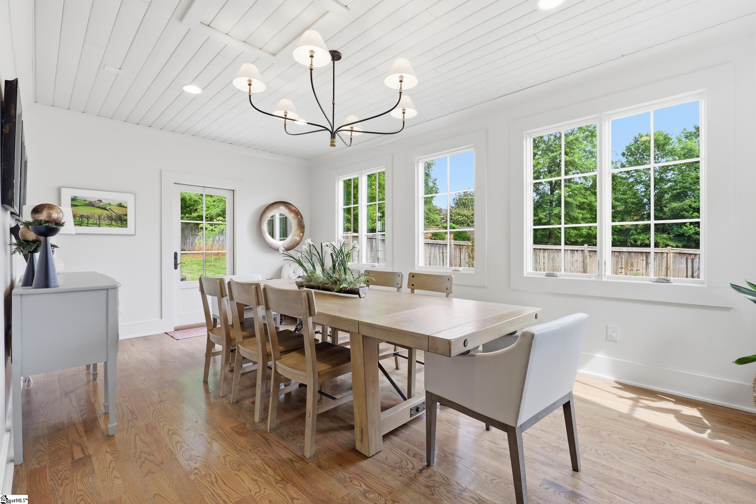 21 Parkside Drive Greenville, SC 29609