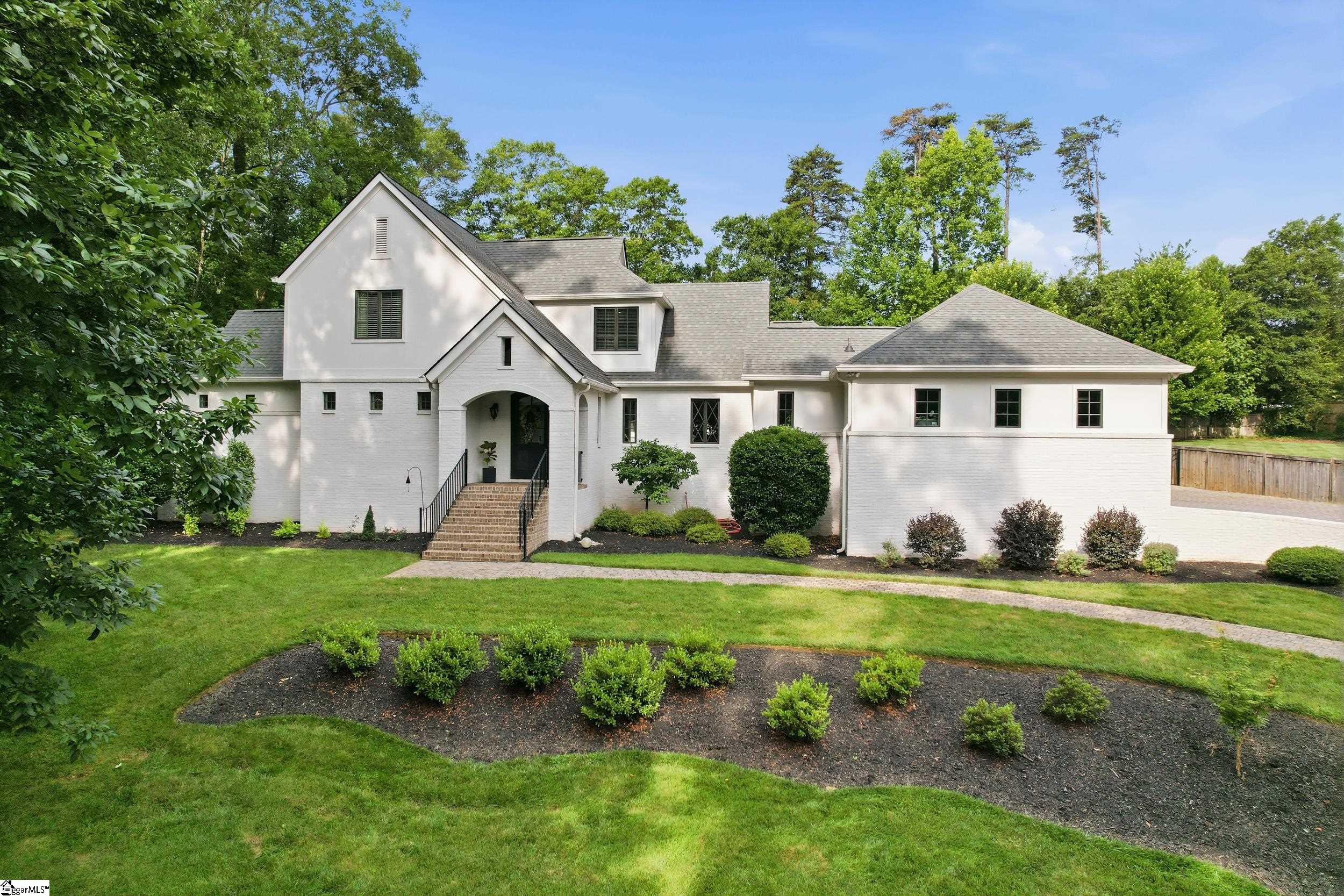 21 Parkside Drive Greenville, SC 29609