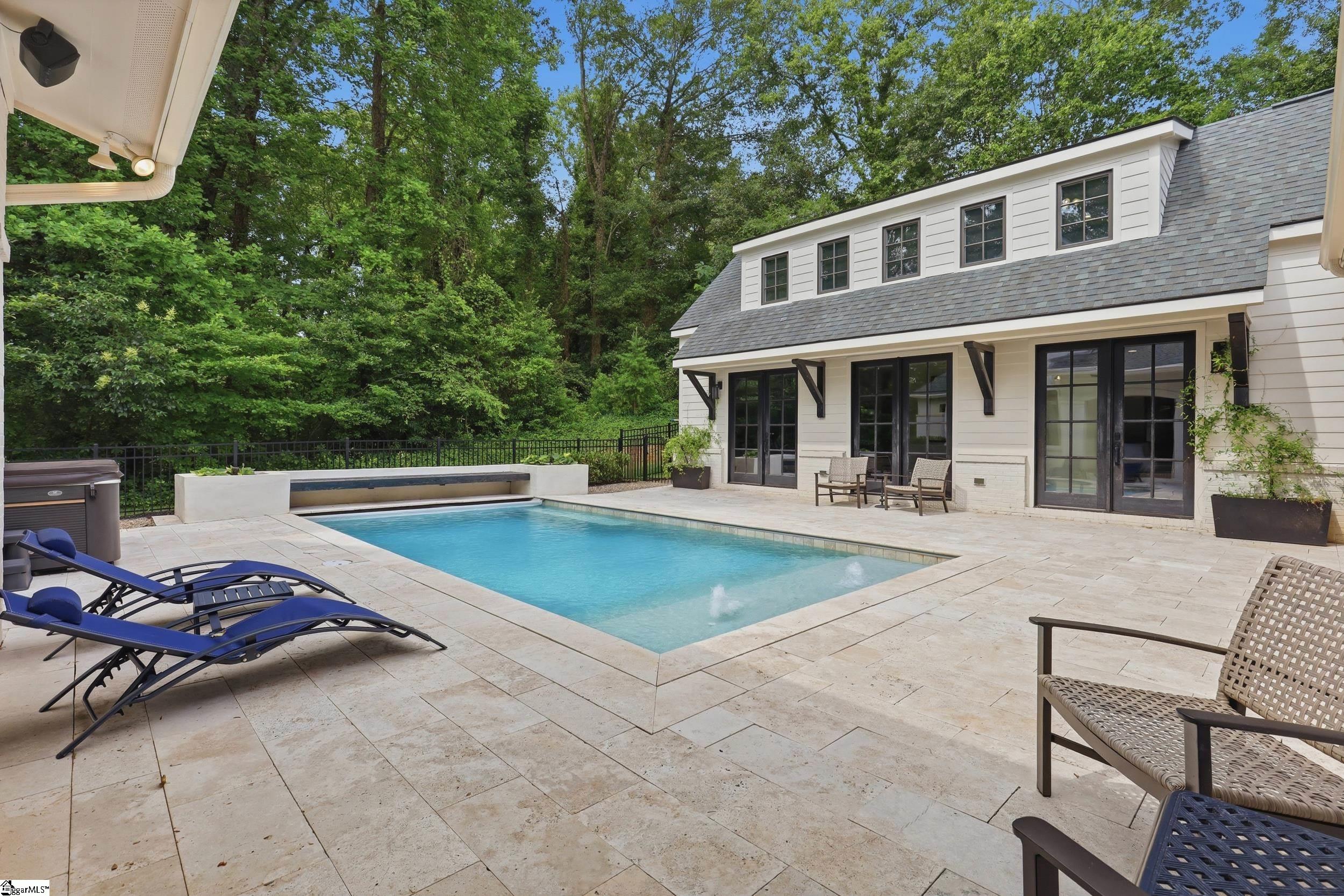 21 Parkside Drive Greenville, SC 29609