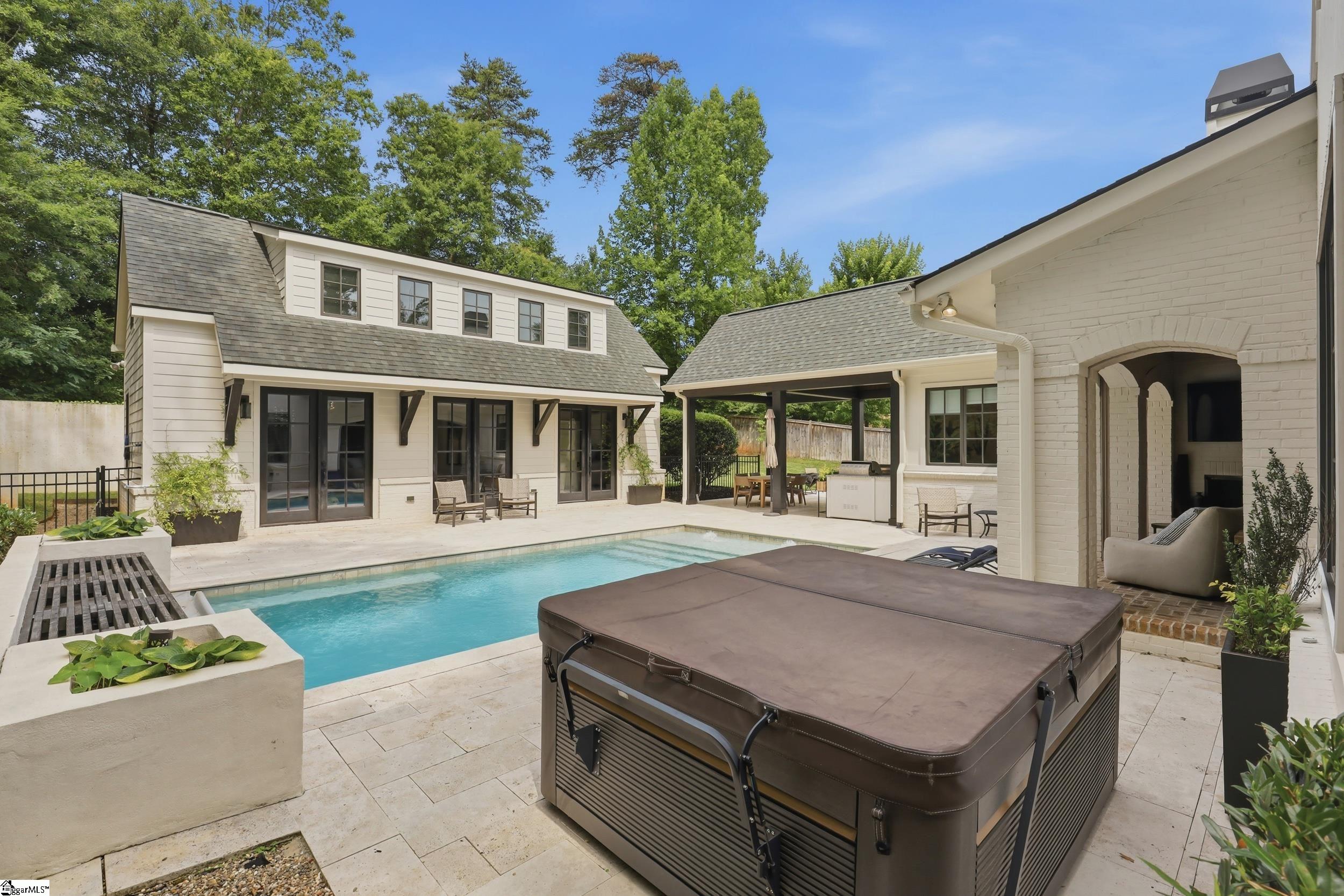 21 Parkside Drive Greenville, SC 29609